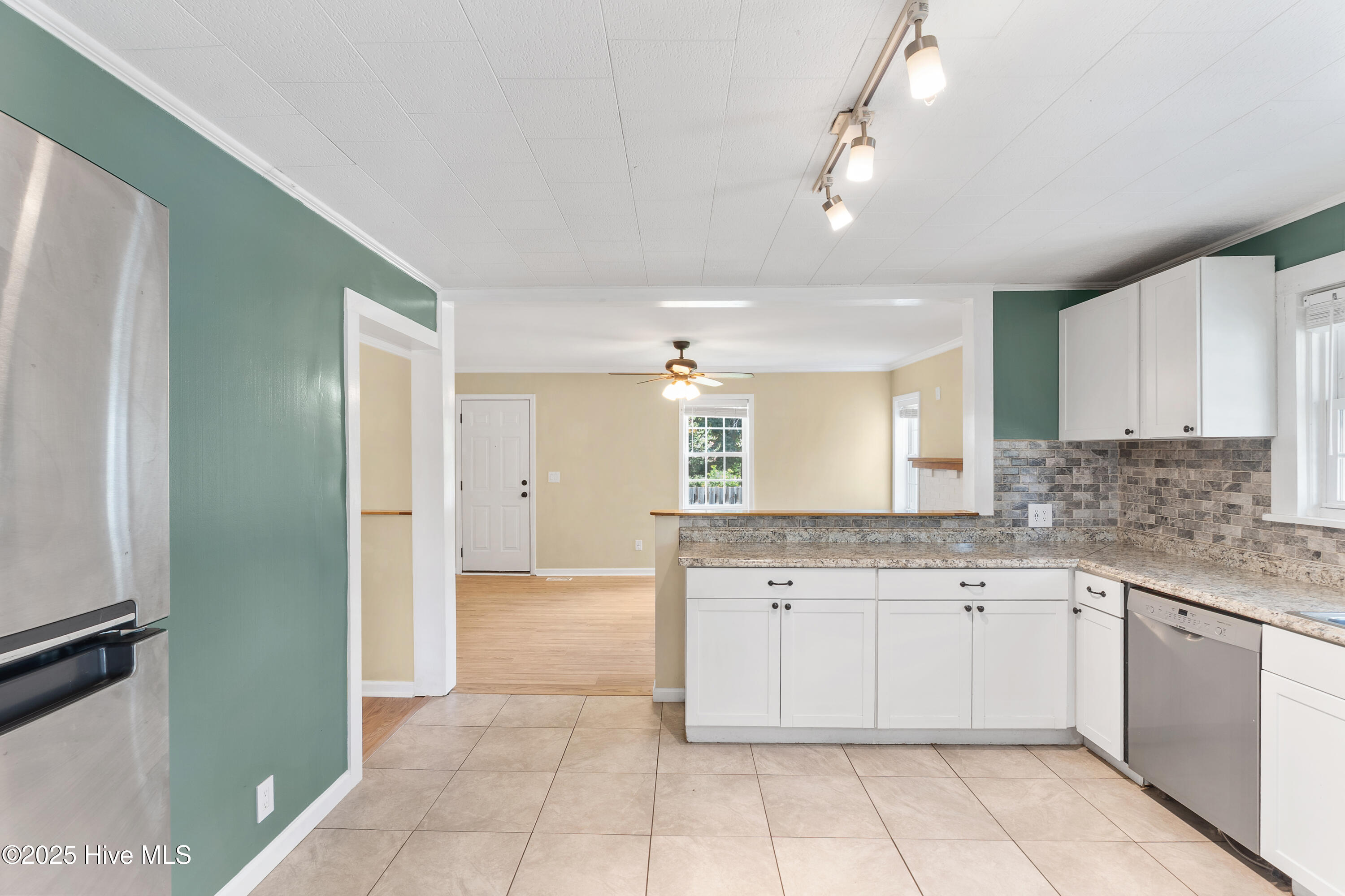 401 W Mcneill Street