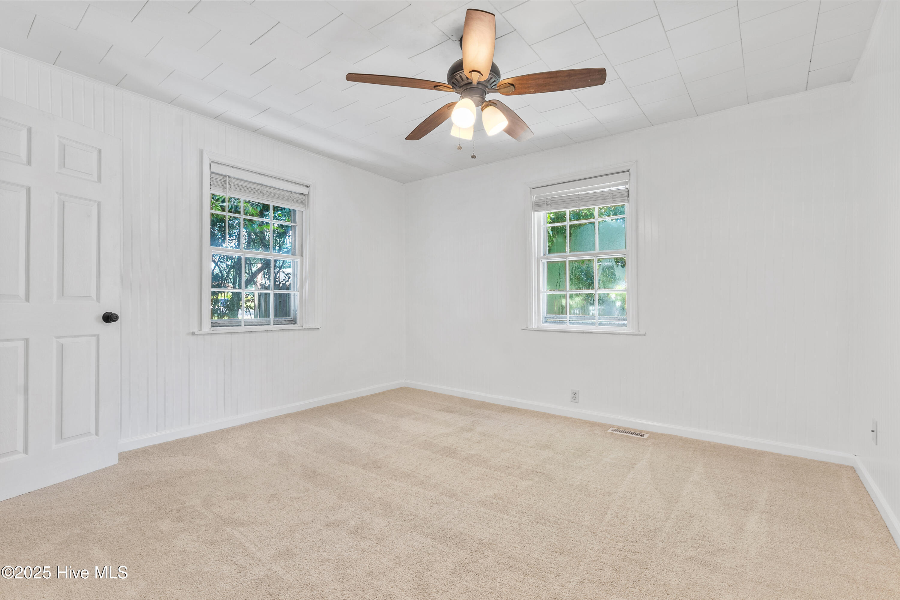 401 W Mcneill Street