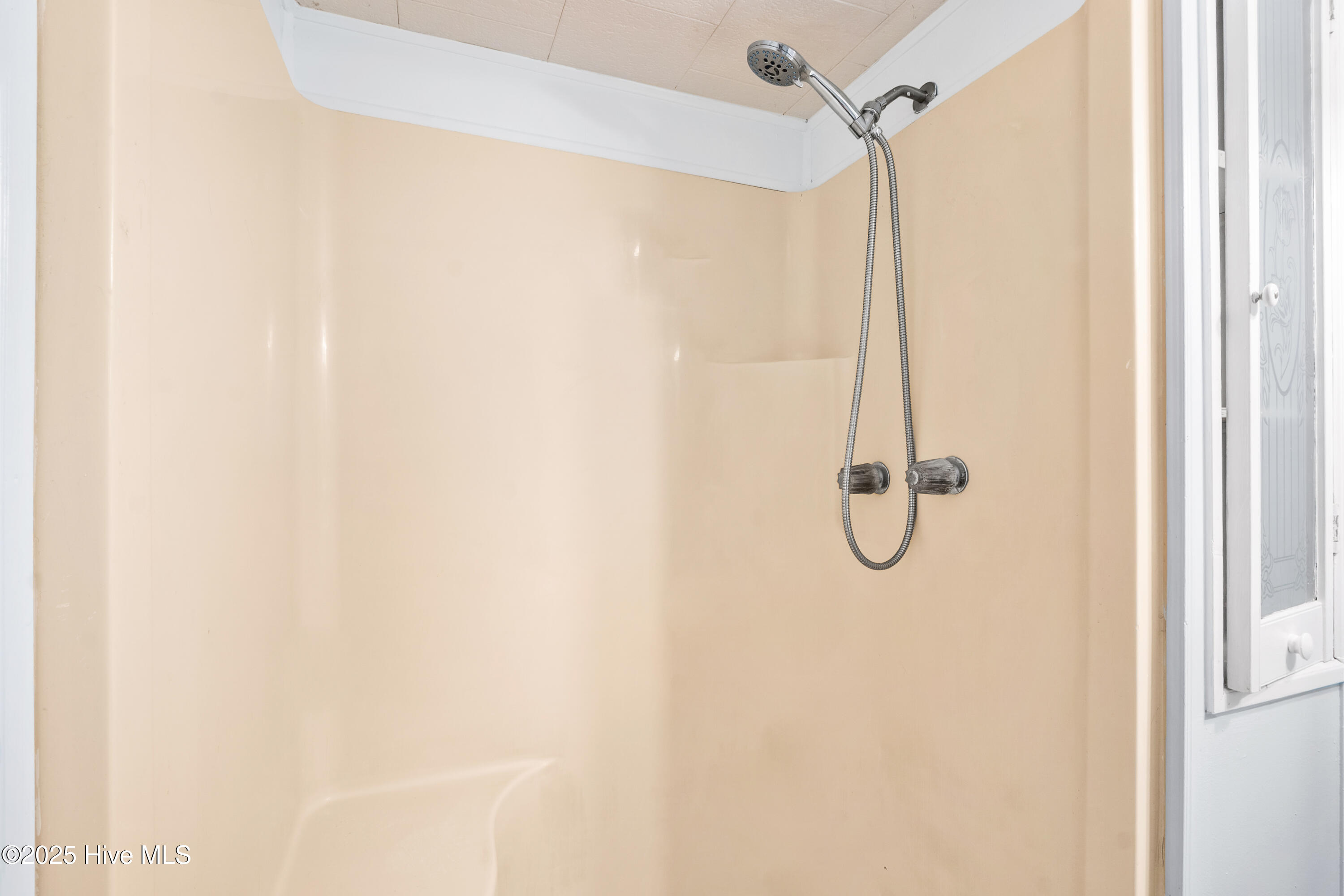 401 W Mcneill Street