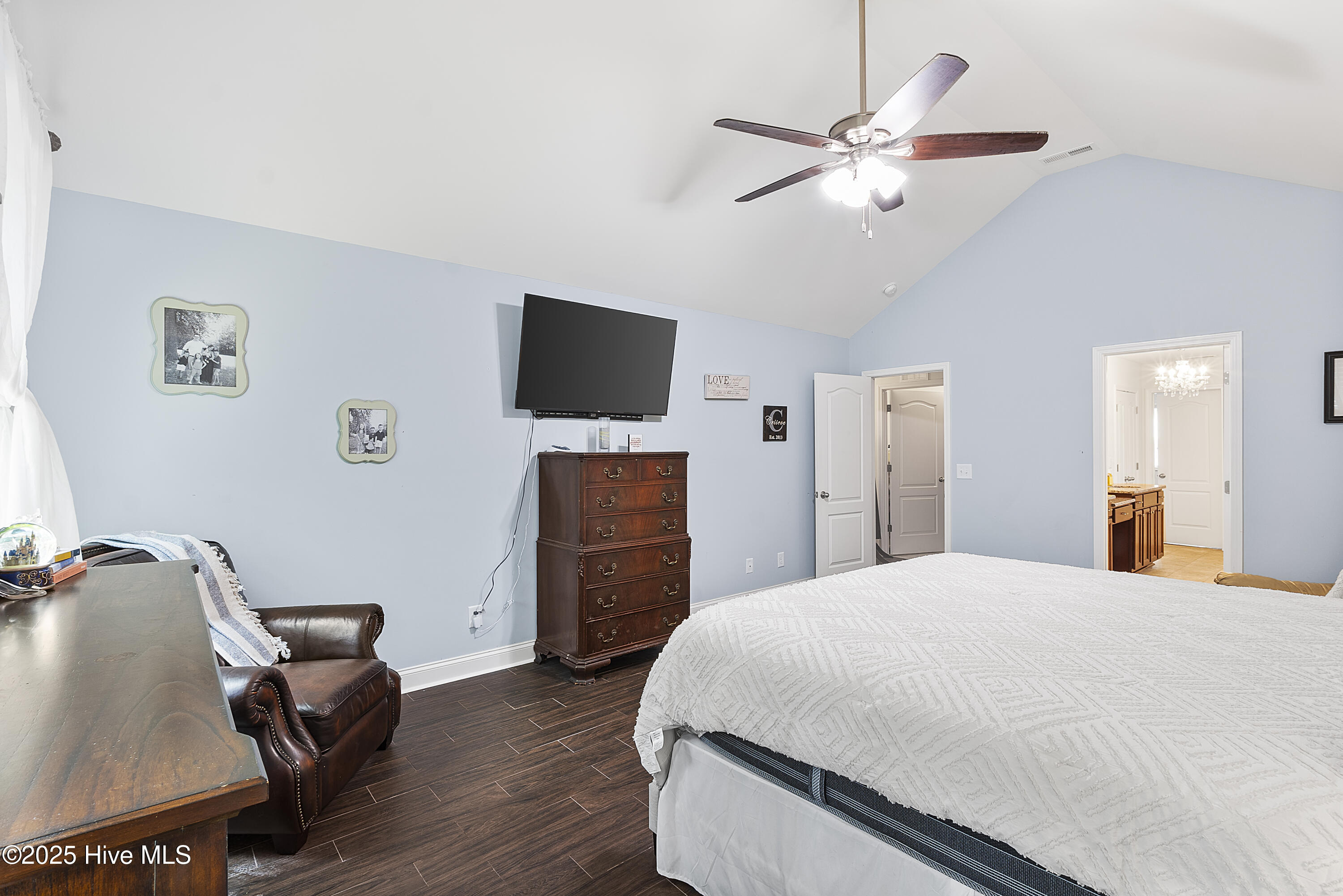 530 Avenue Of The Carolinas