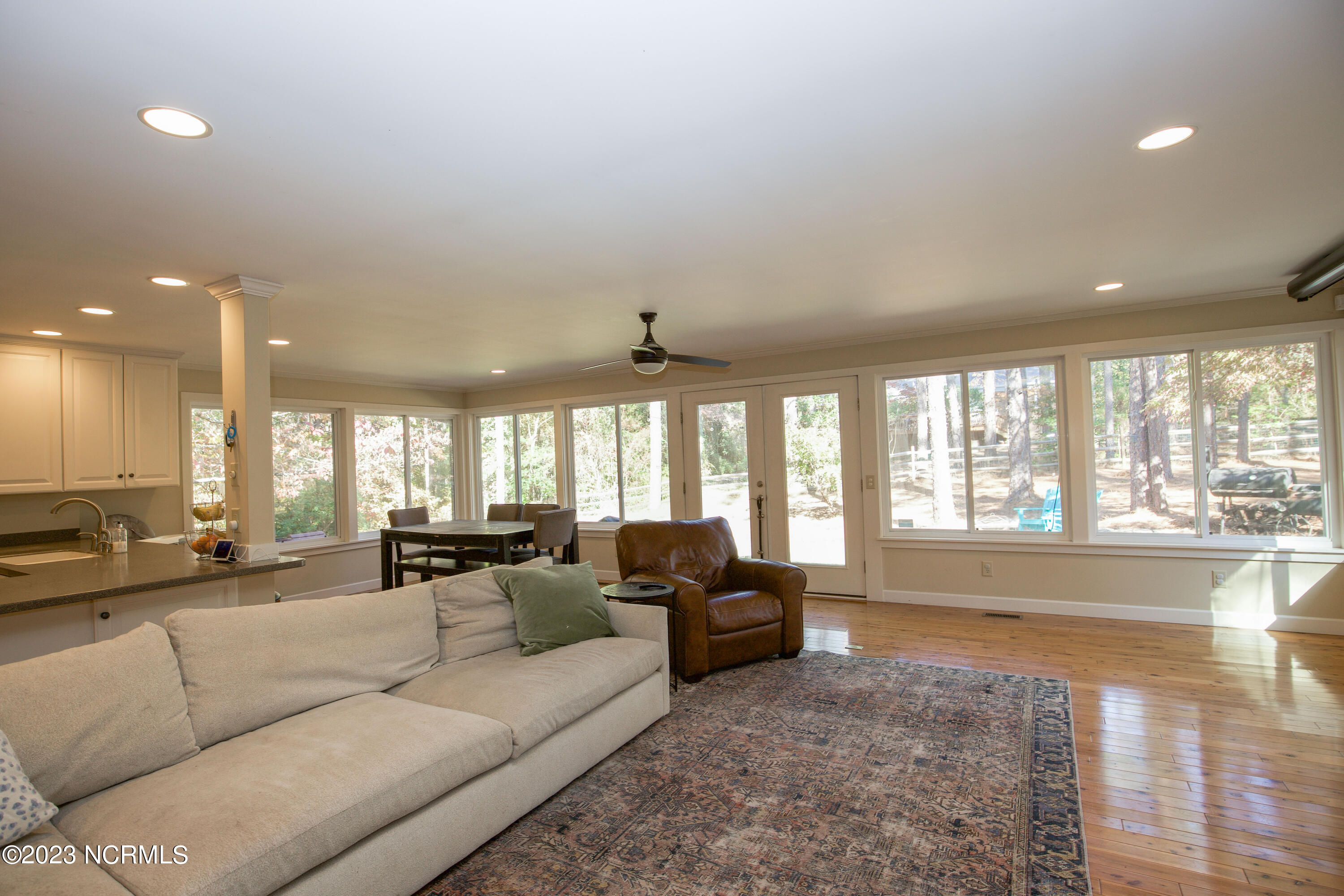 209 Selkirk Trail