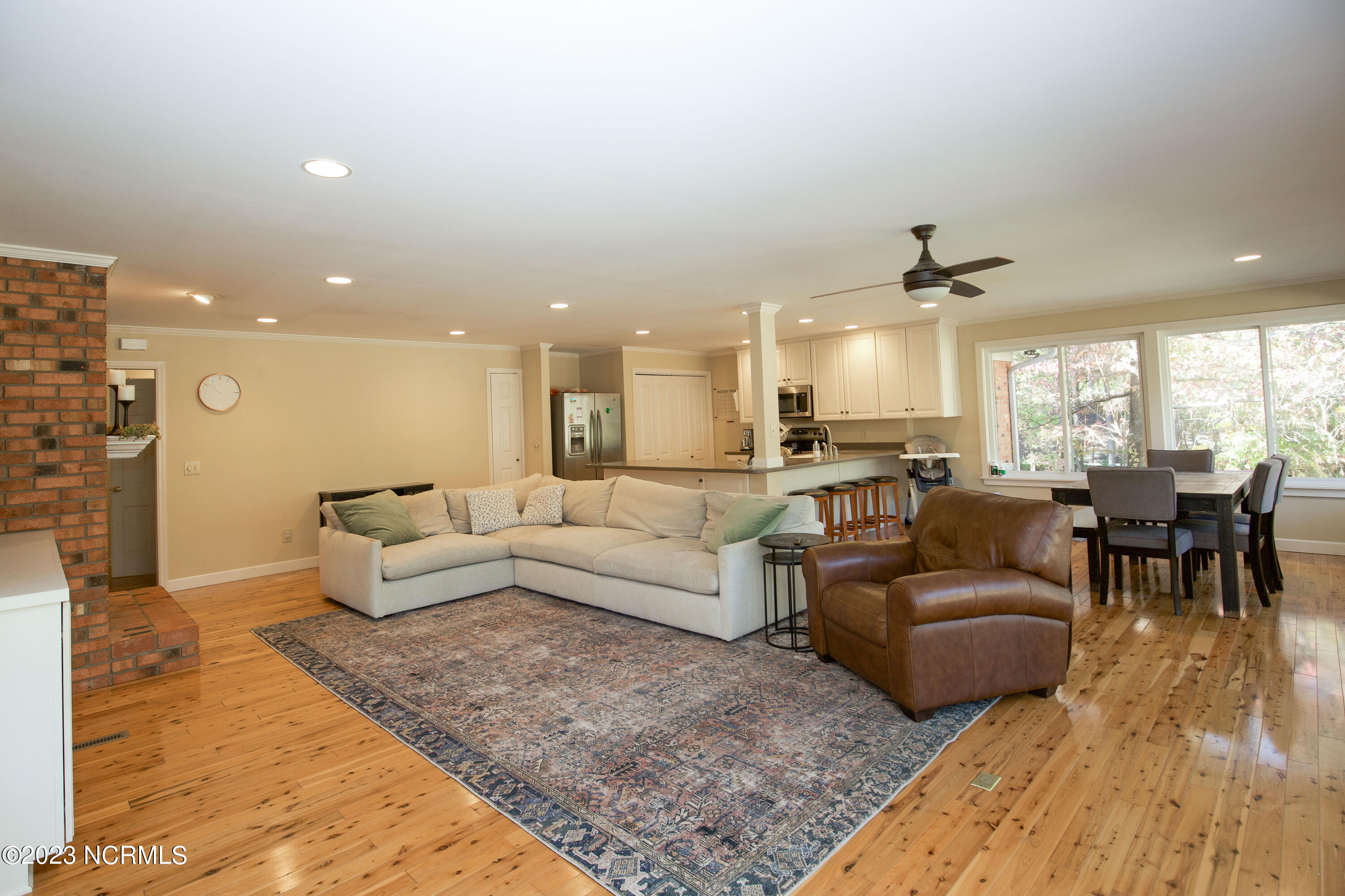 209 Selkirk Trail