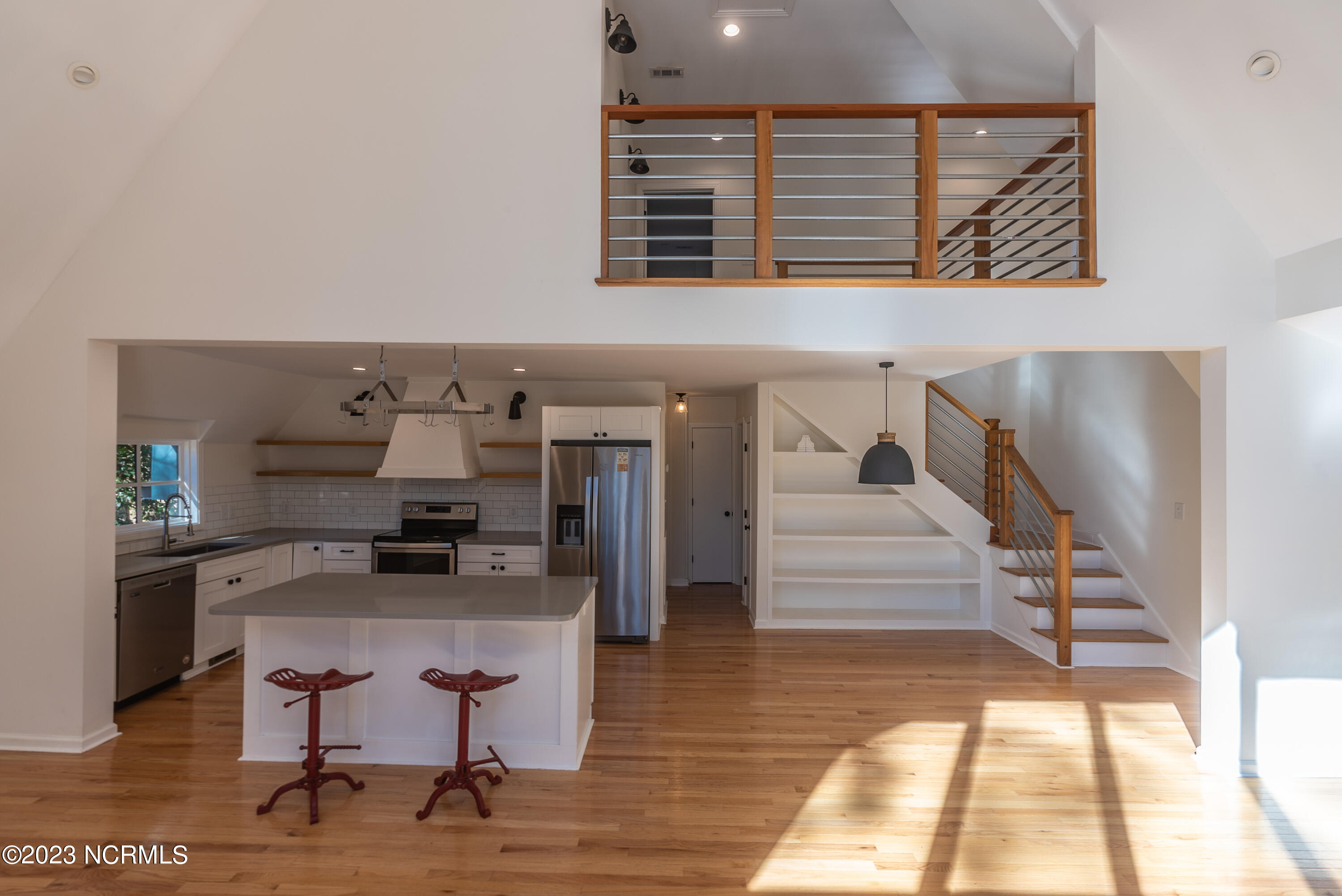 38 Lakeview Drive