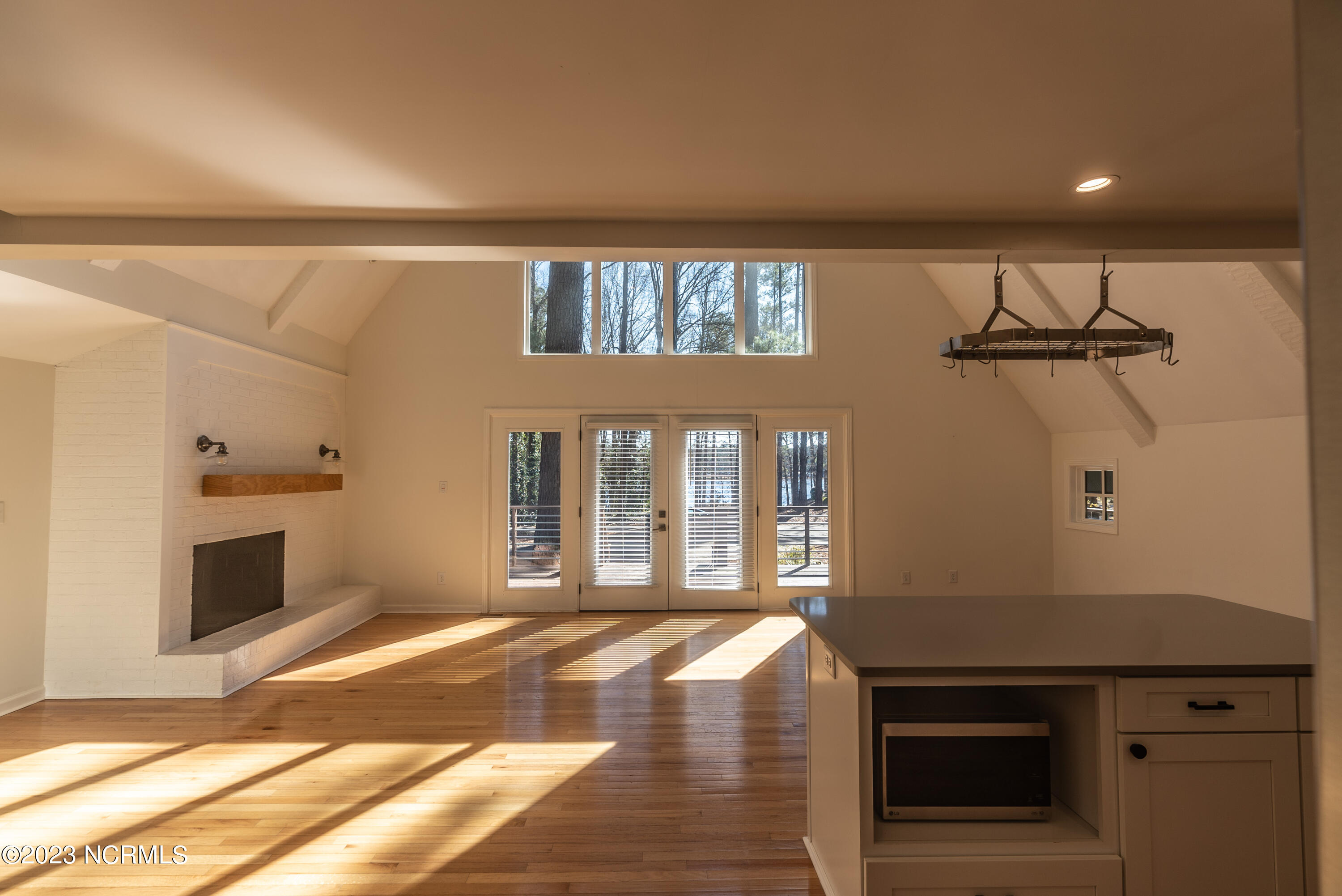 38 Lakeview Drive