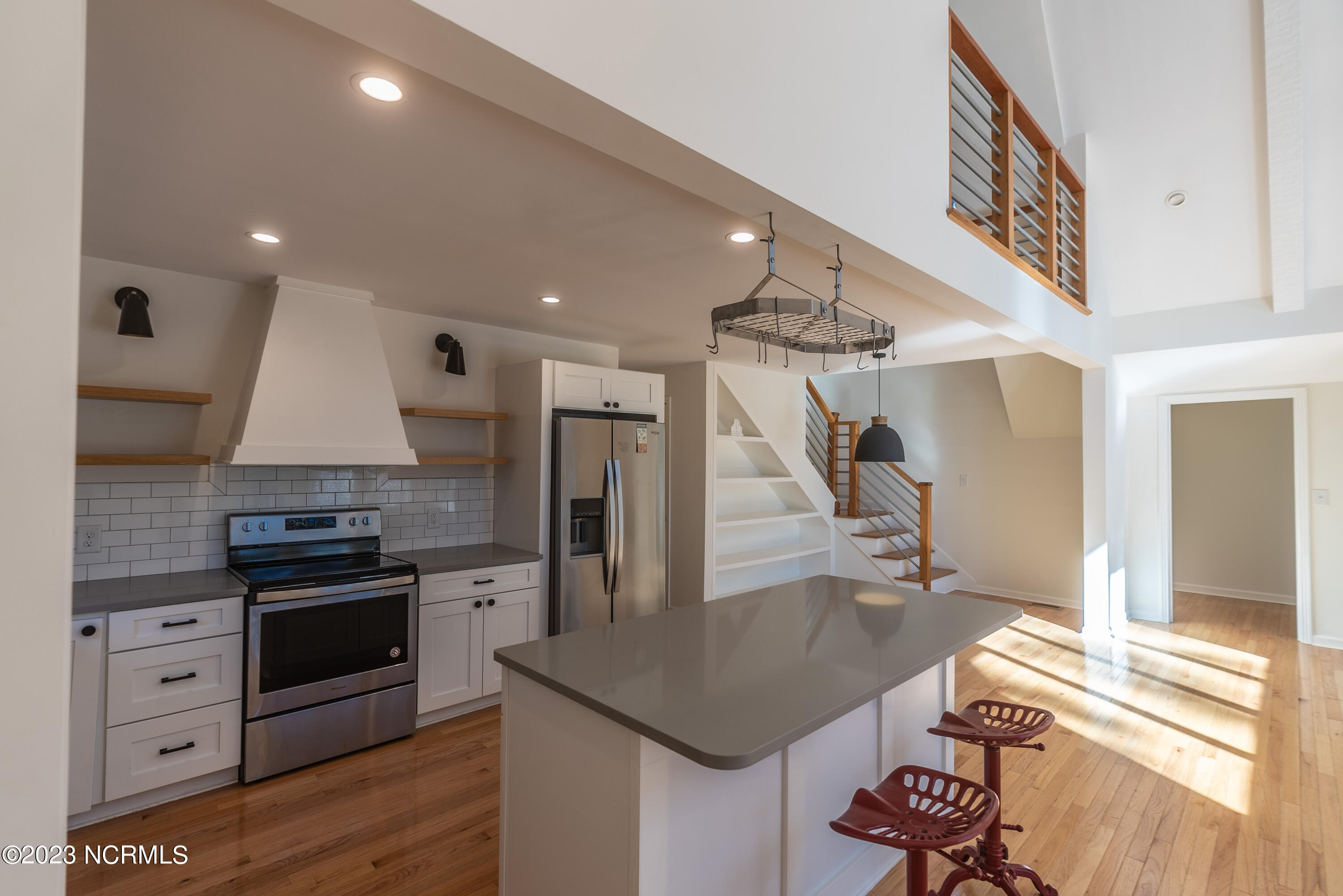 38 Lakeview Drive