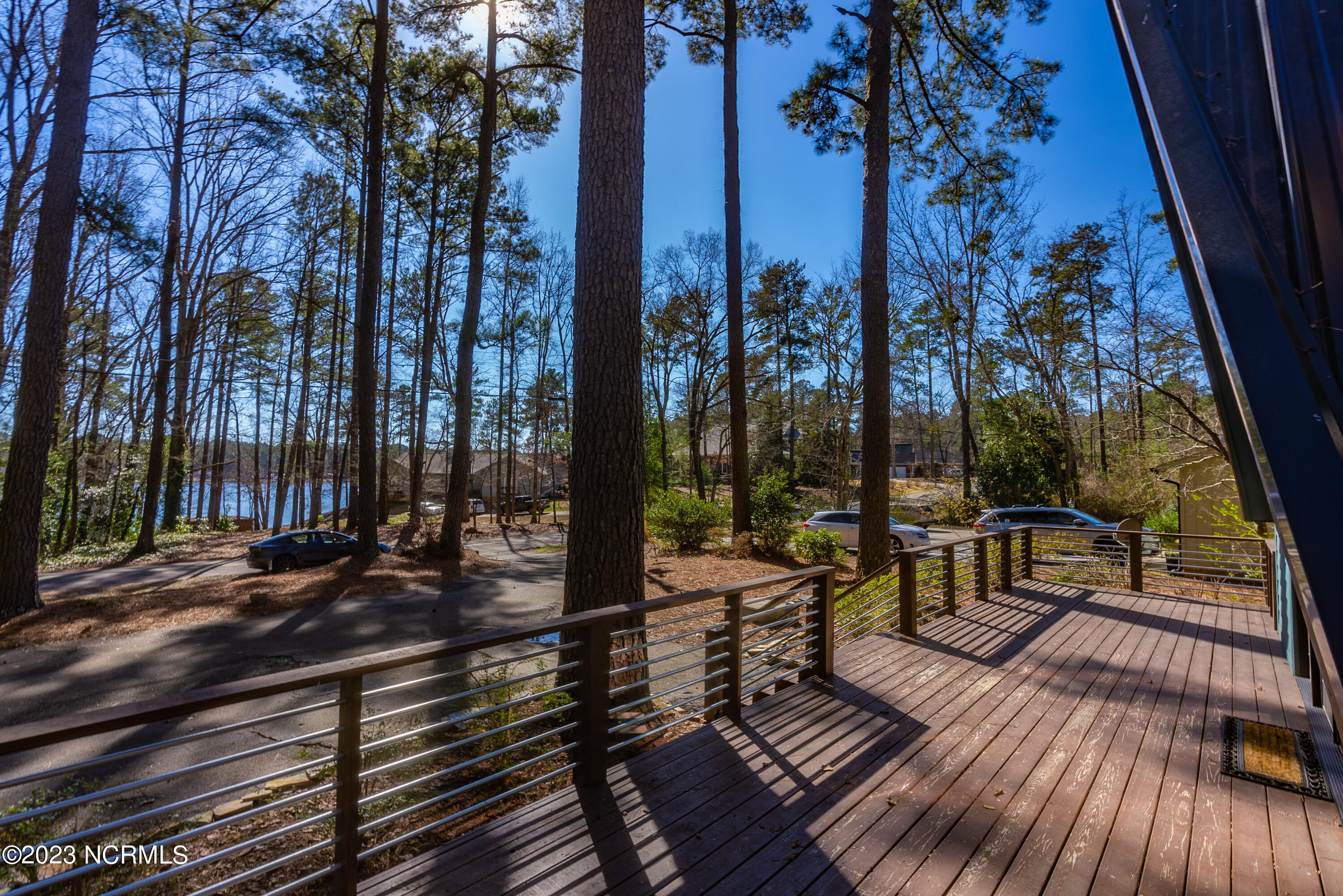 38 Lakeview Drive
