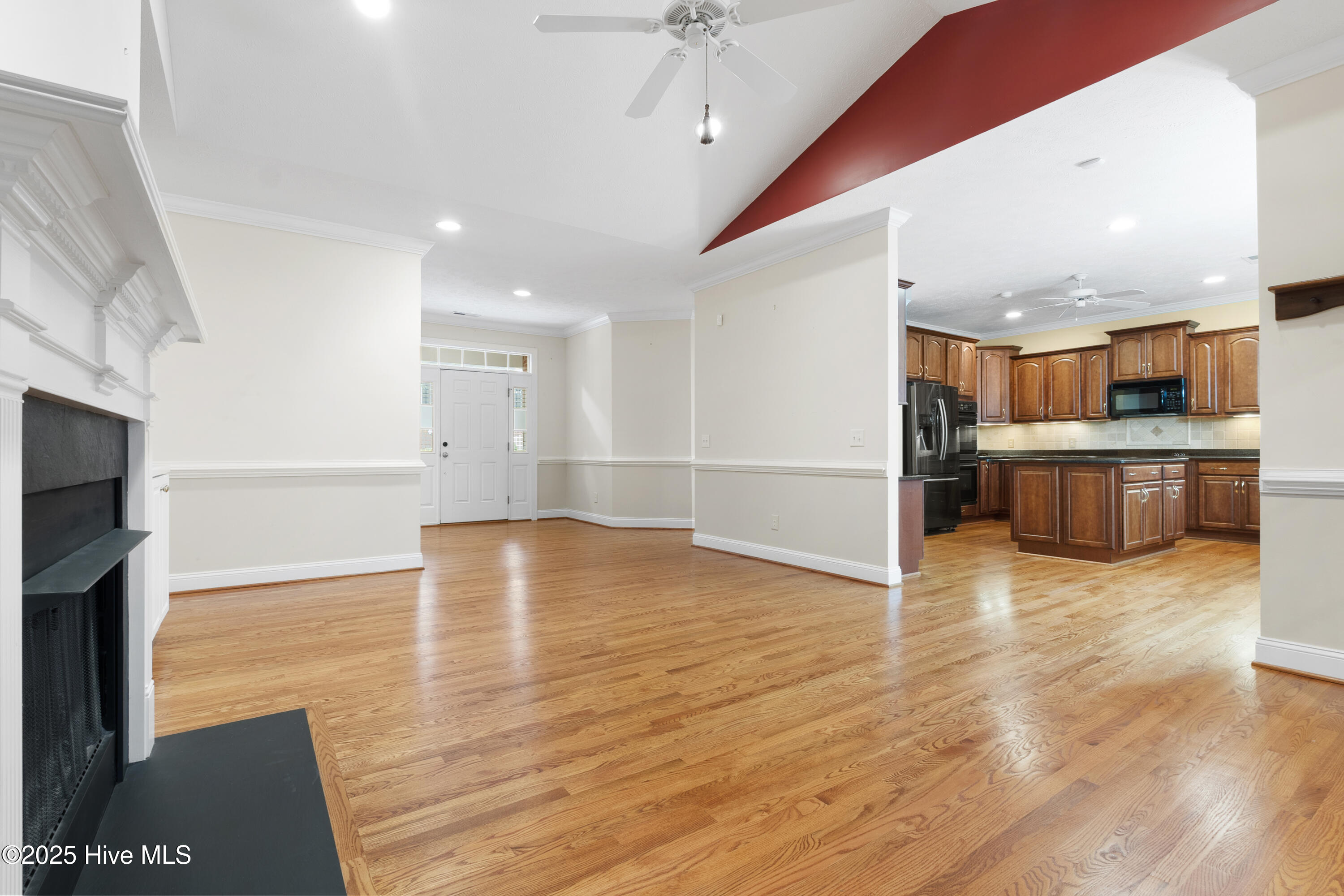 115 Lake Forest Drive SW