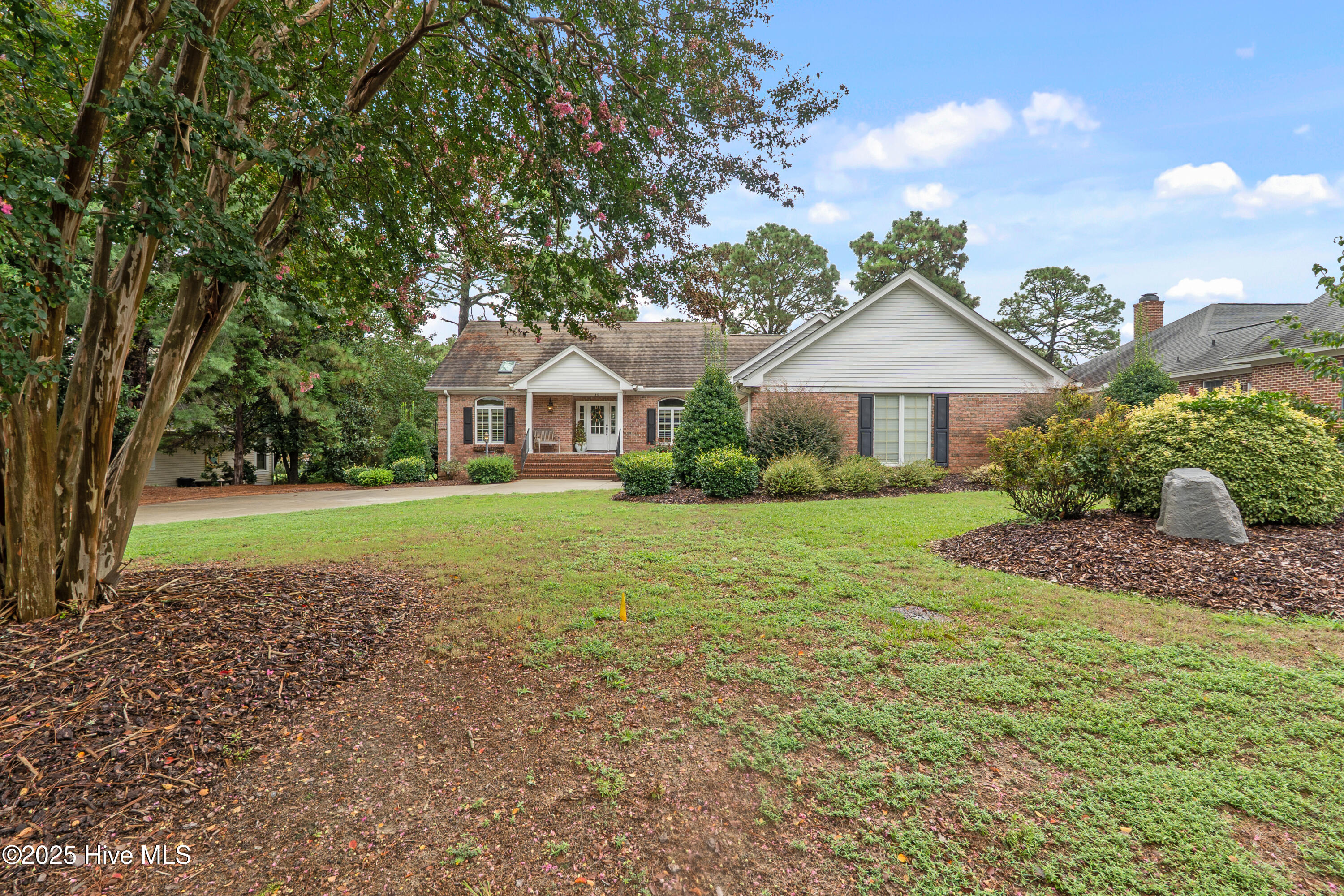 39 Paddock Lane