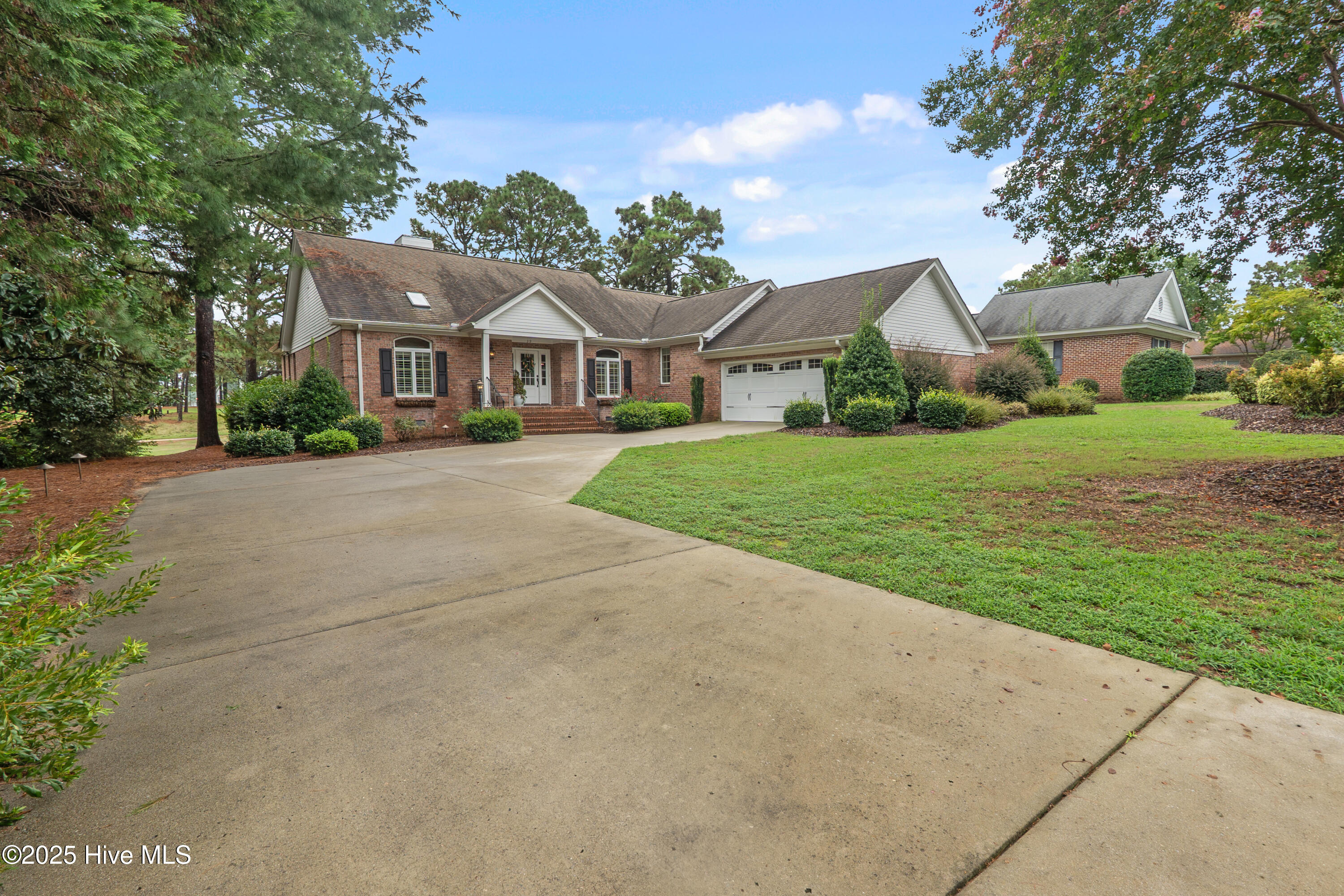 39 Paddock Lane