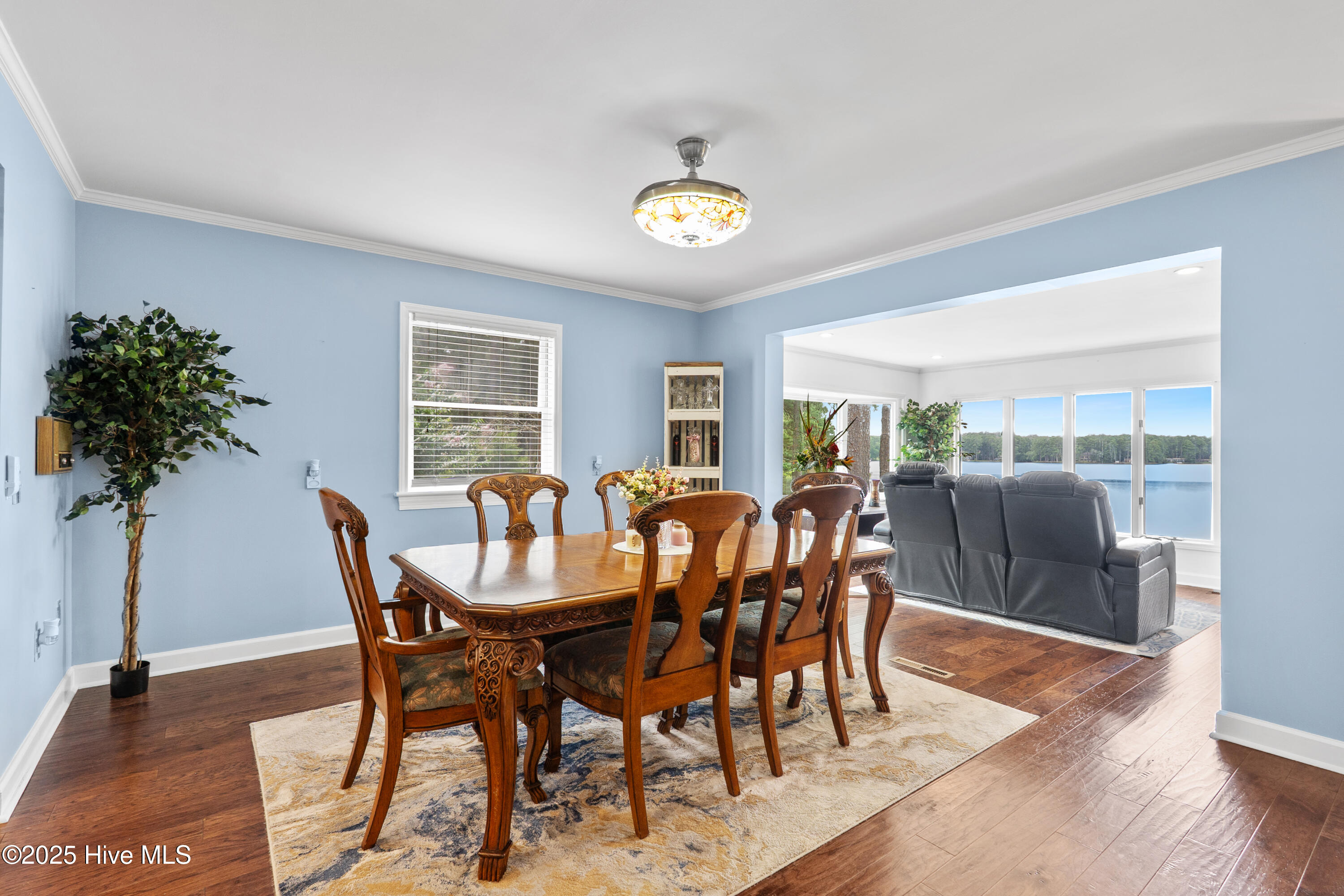 97 Lakeview Drive