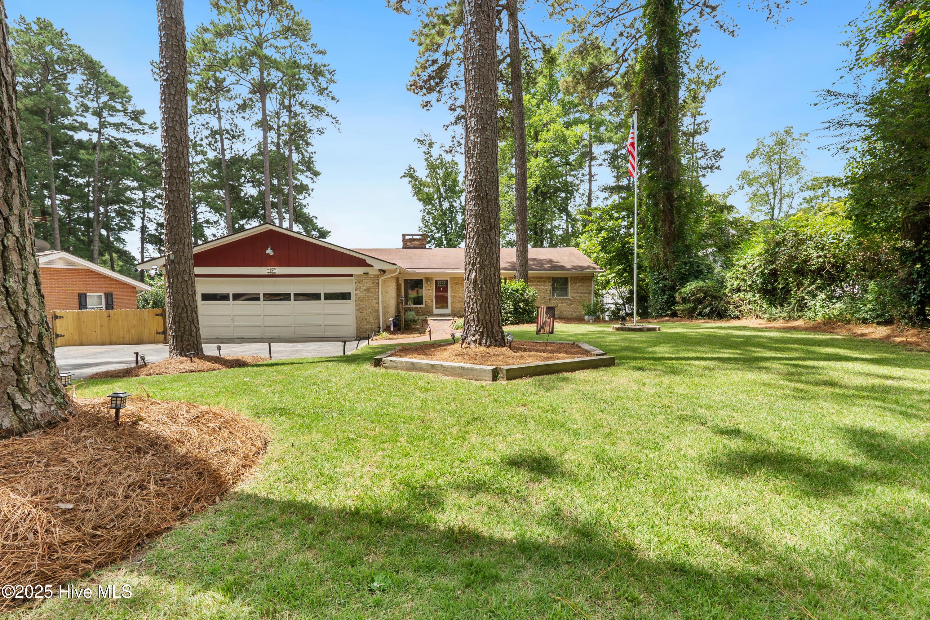 97 Lakeview Drive