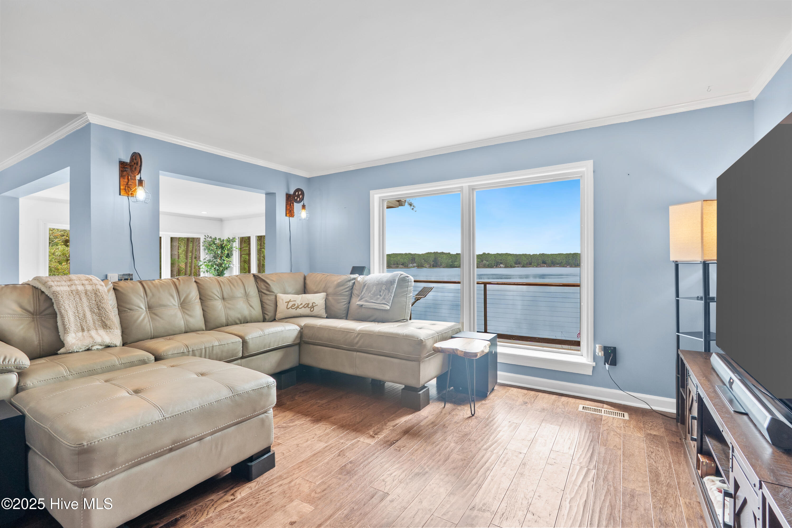 97 Lakeview Drive