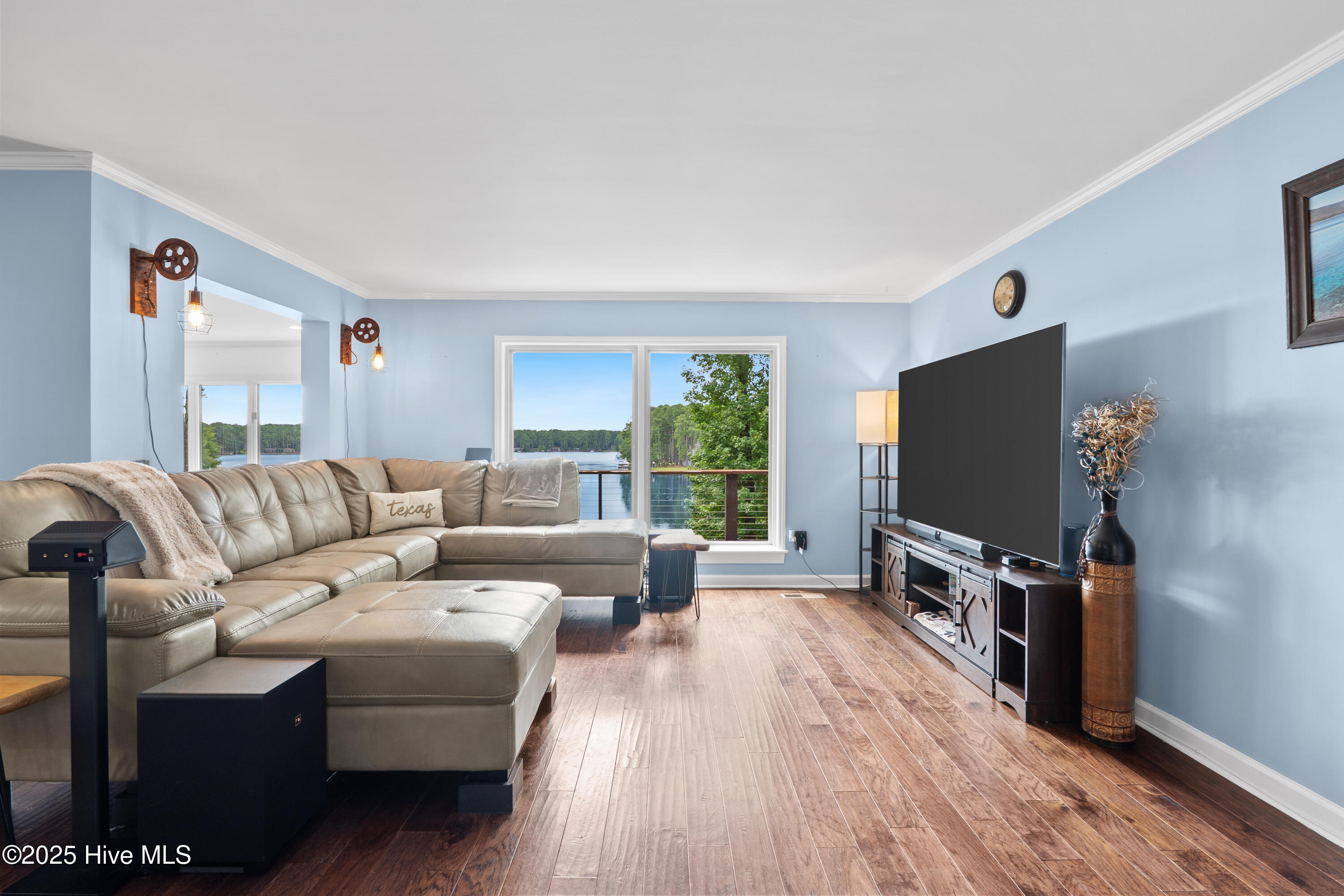 97 Lakeview Drive