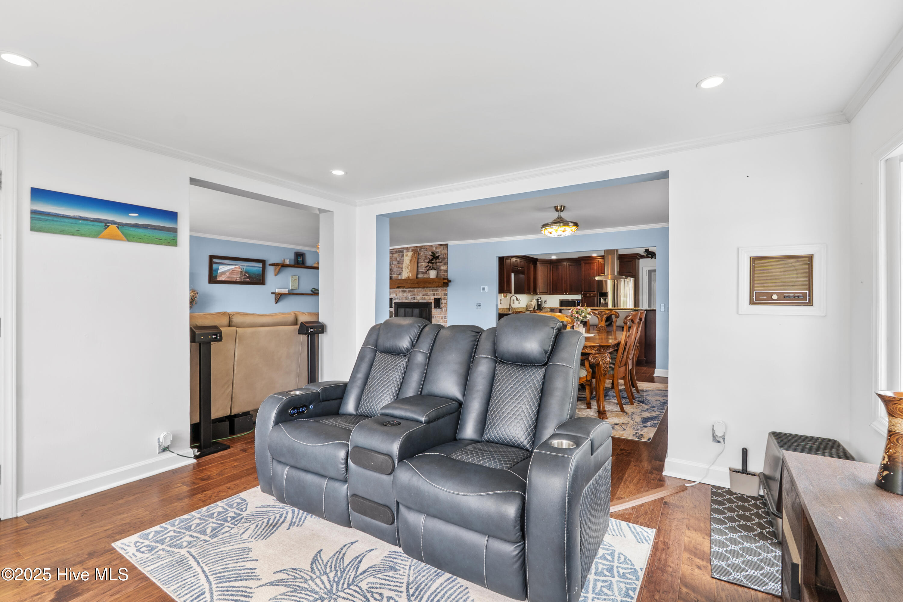 97 Lakeview Drive