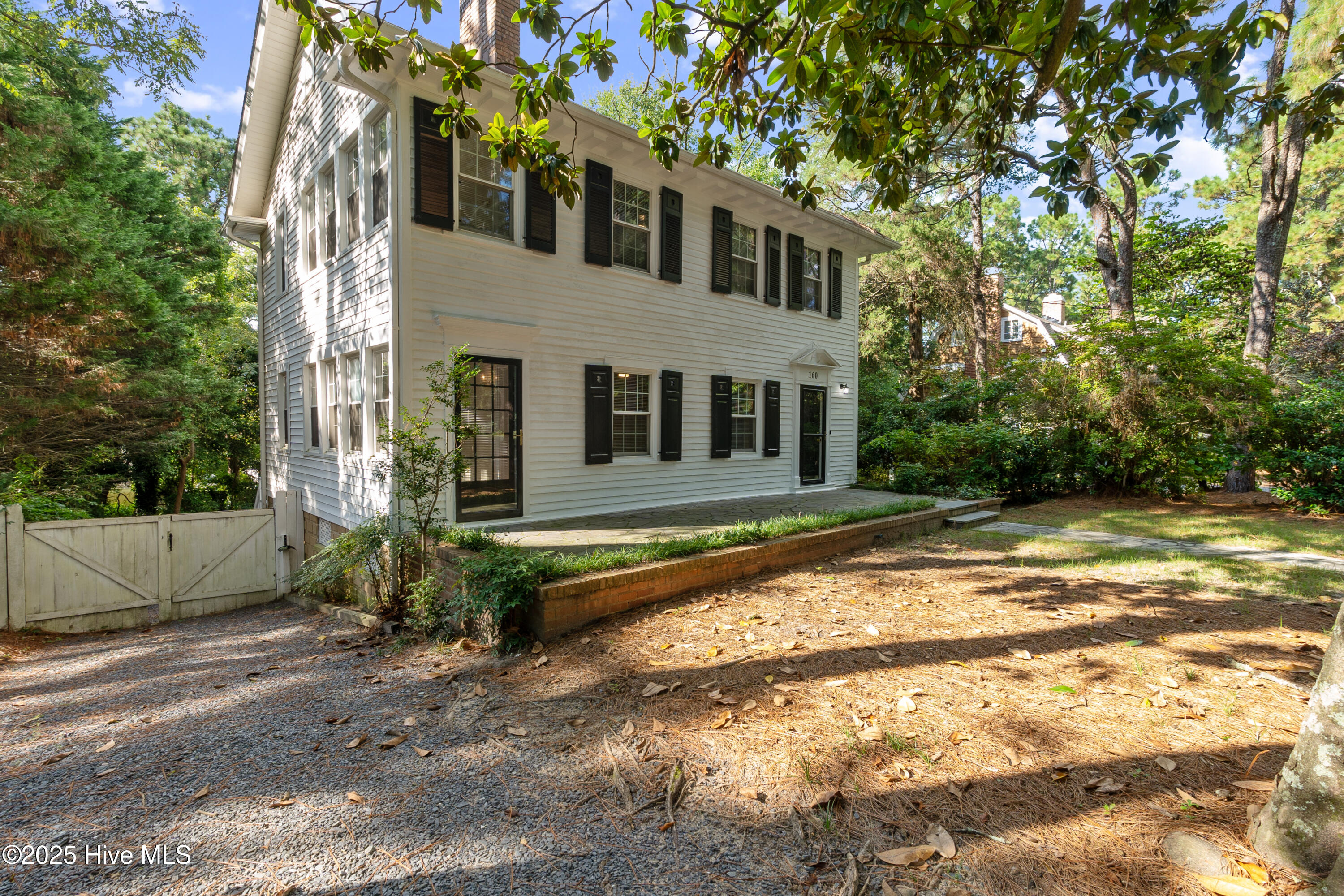 160 N Ridge Street