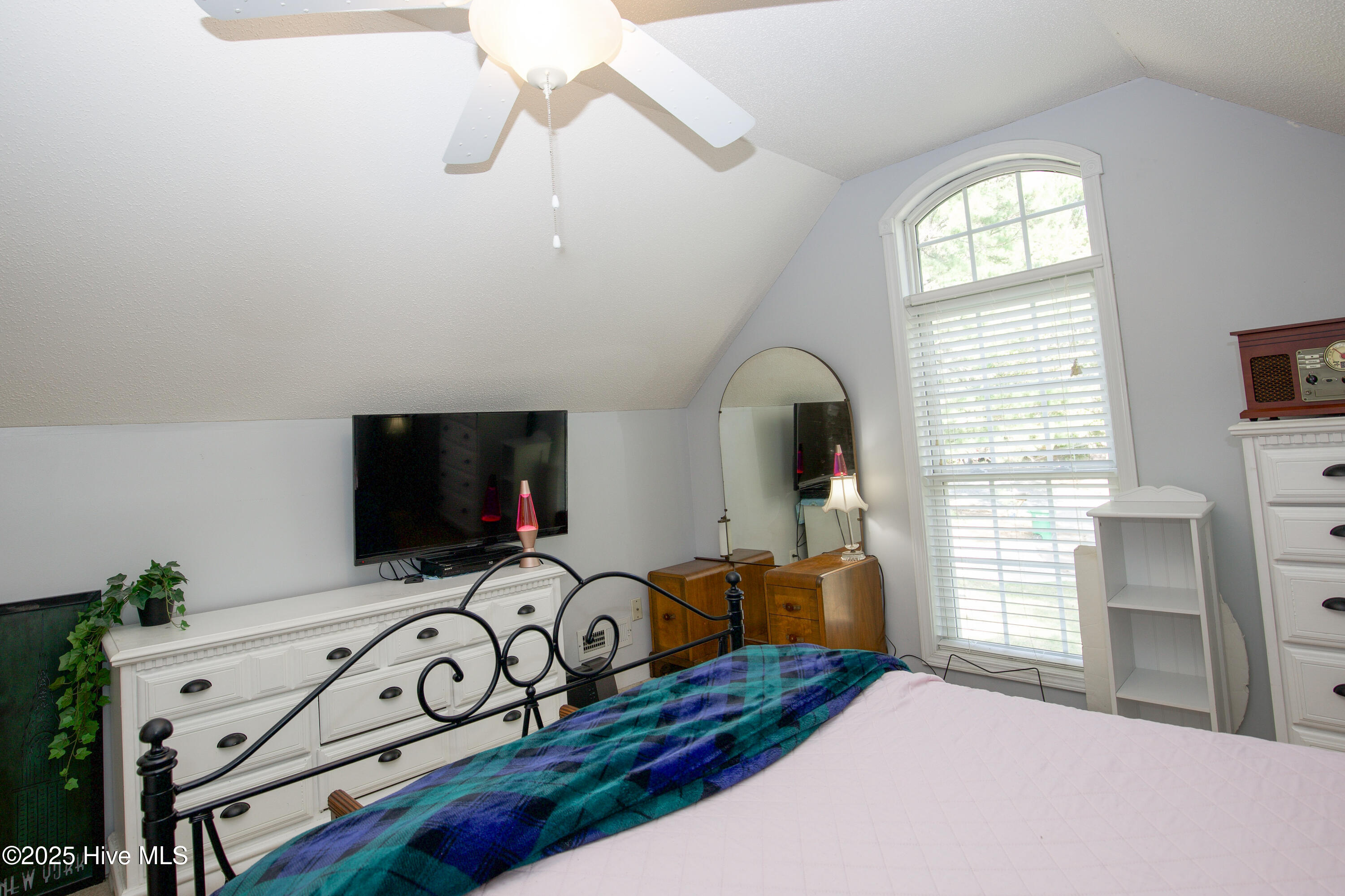3 Gingham Place