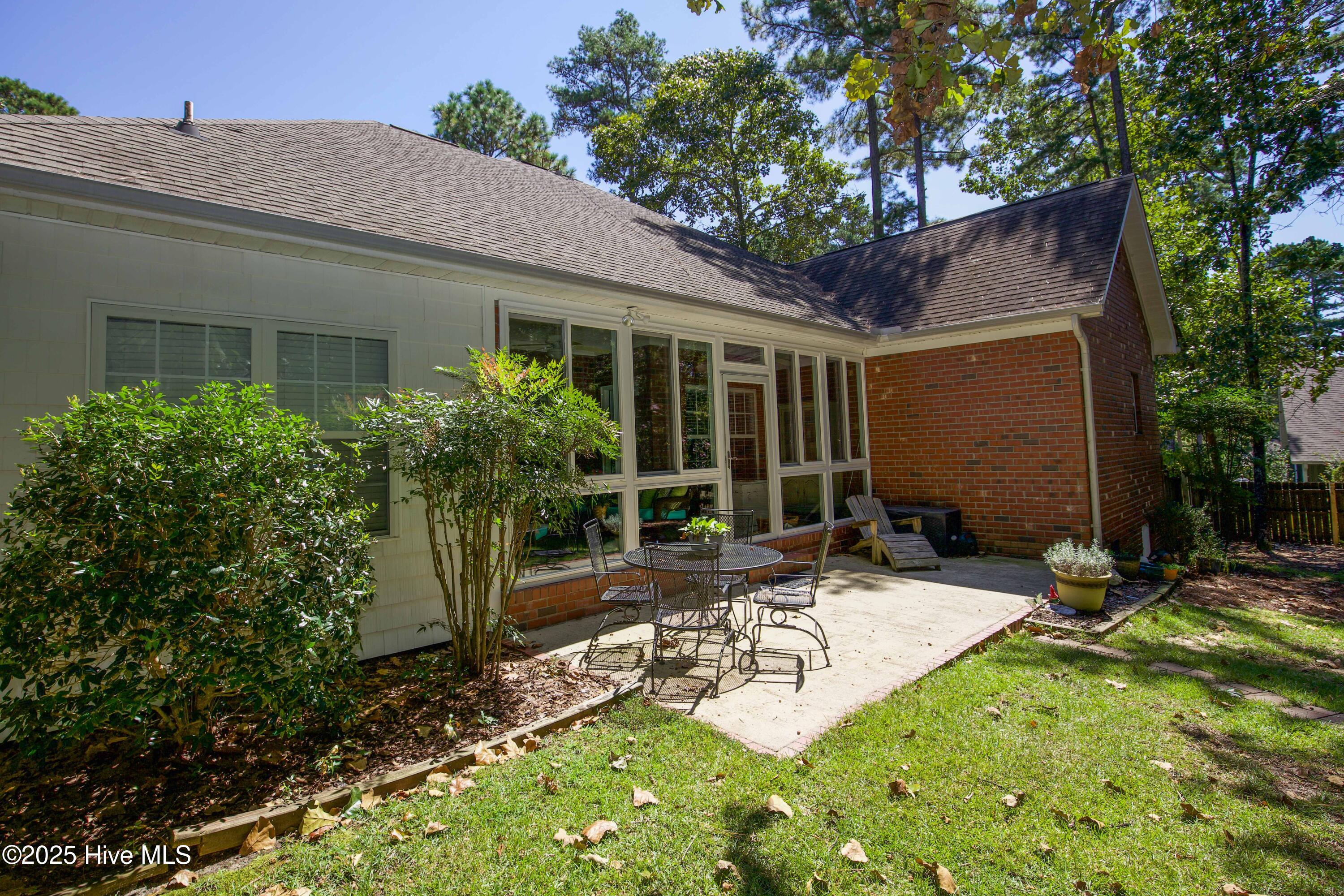 3 Gingham Place