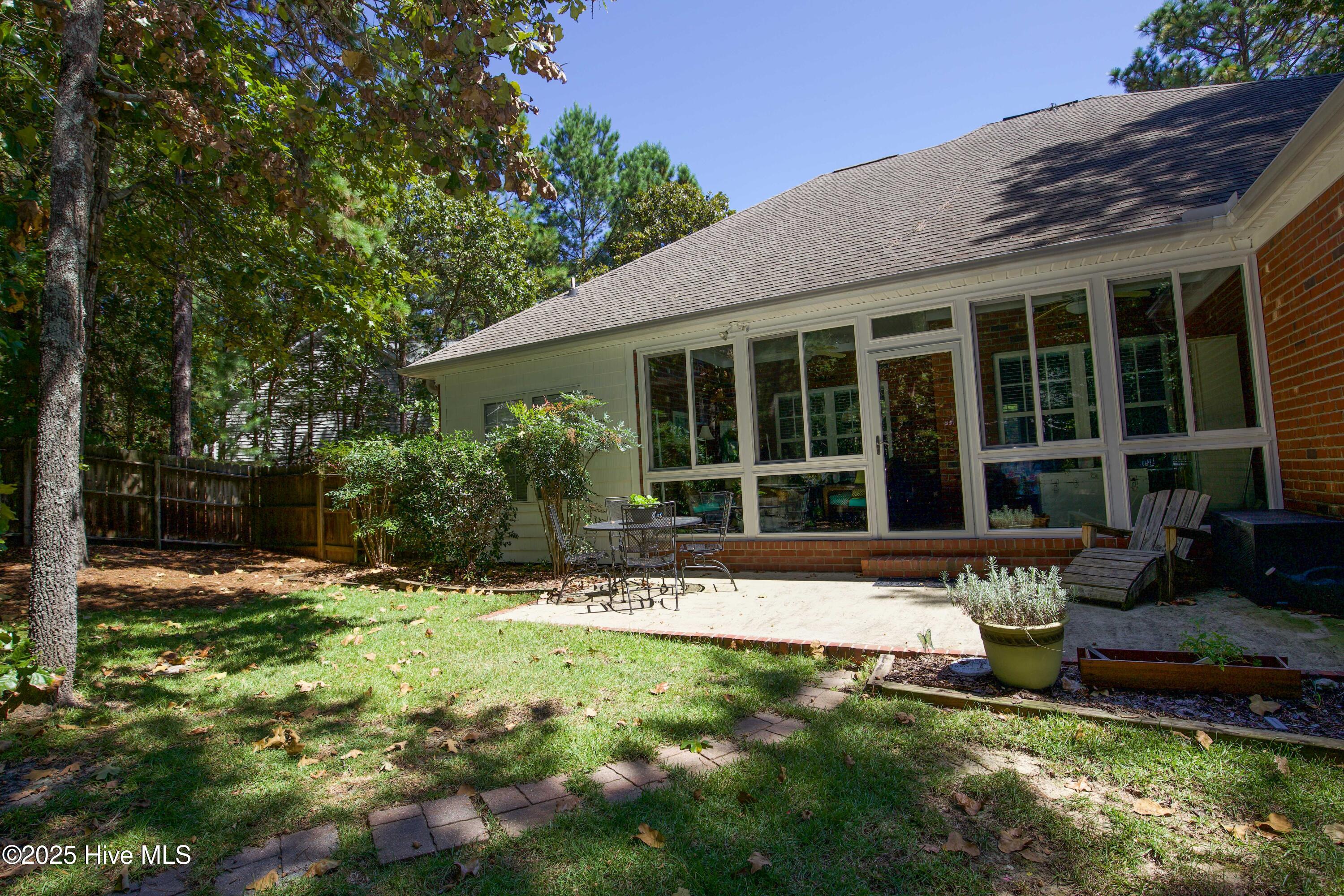 3 Gingham Place