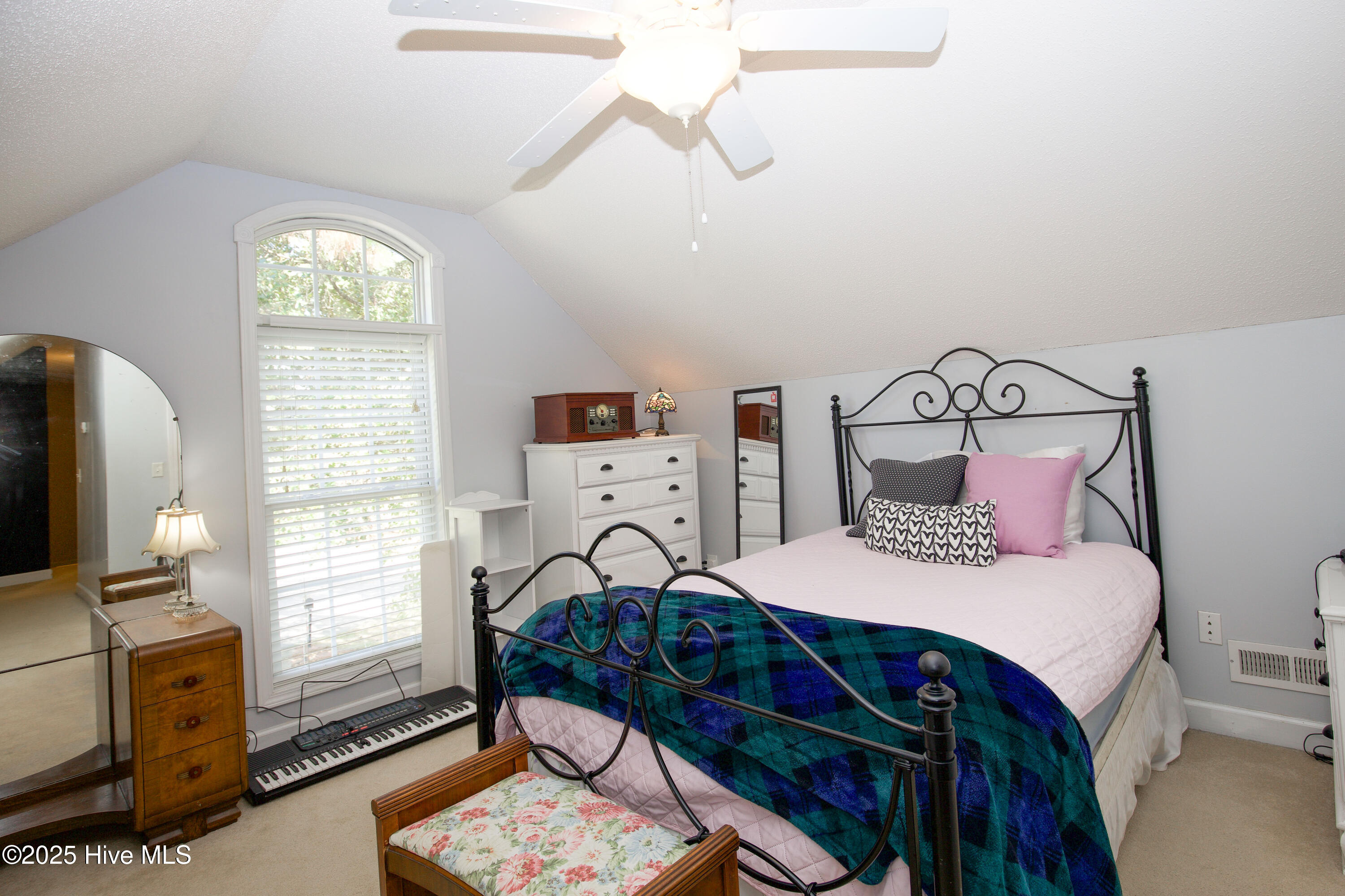3 Gingham Place