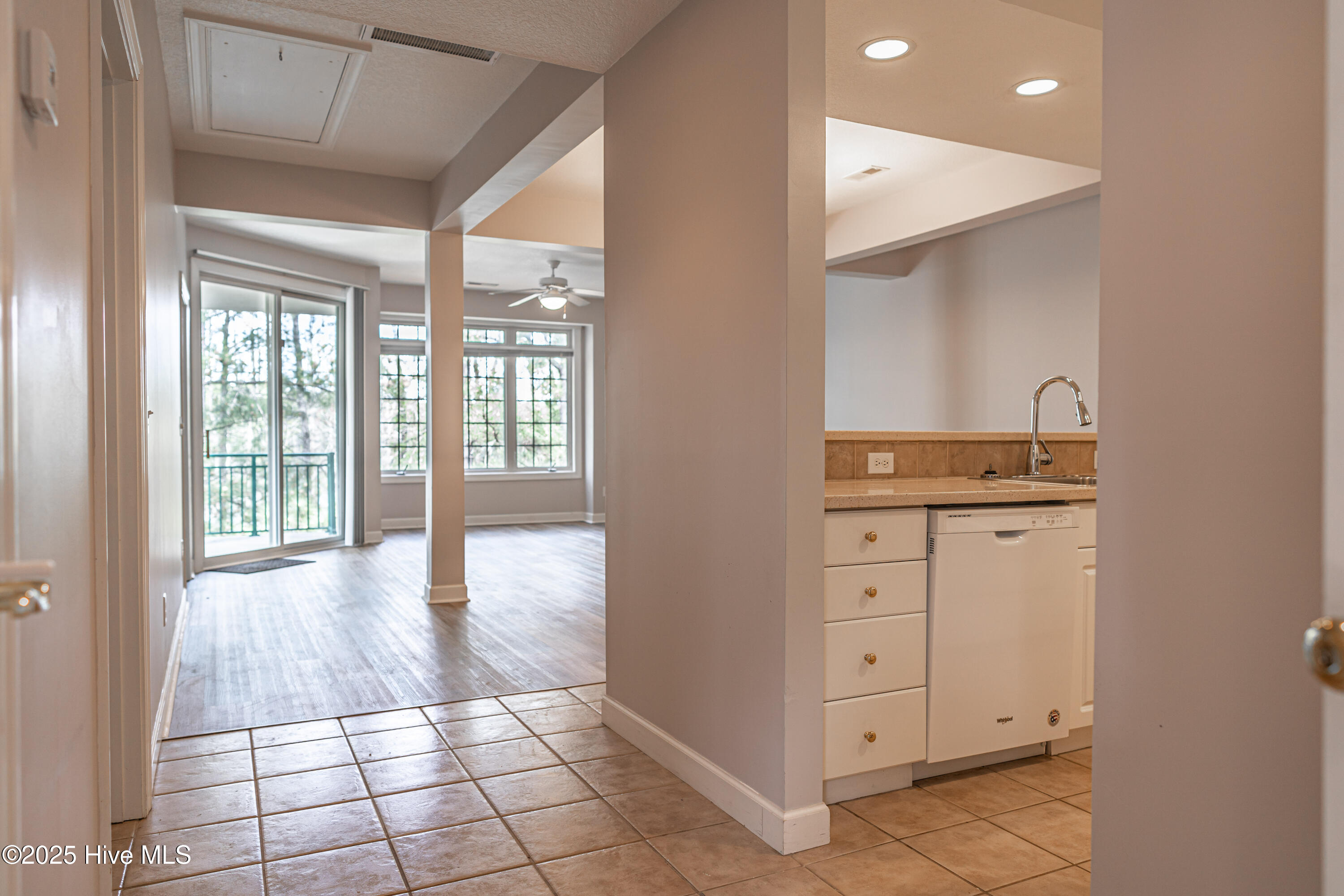 1733 Woodbrooke Drive