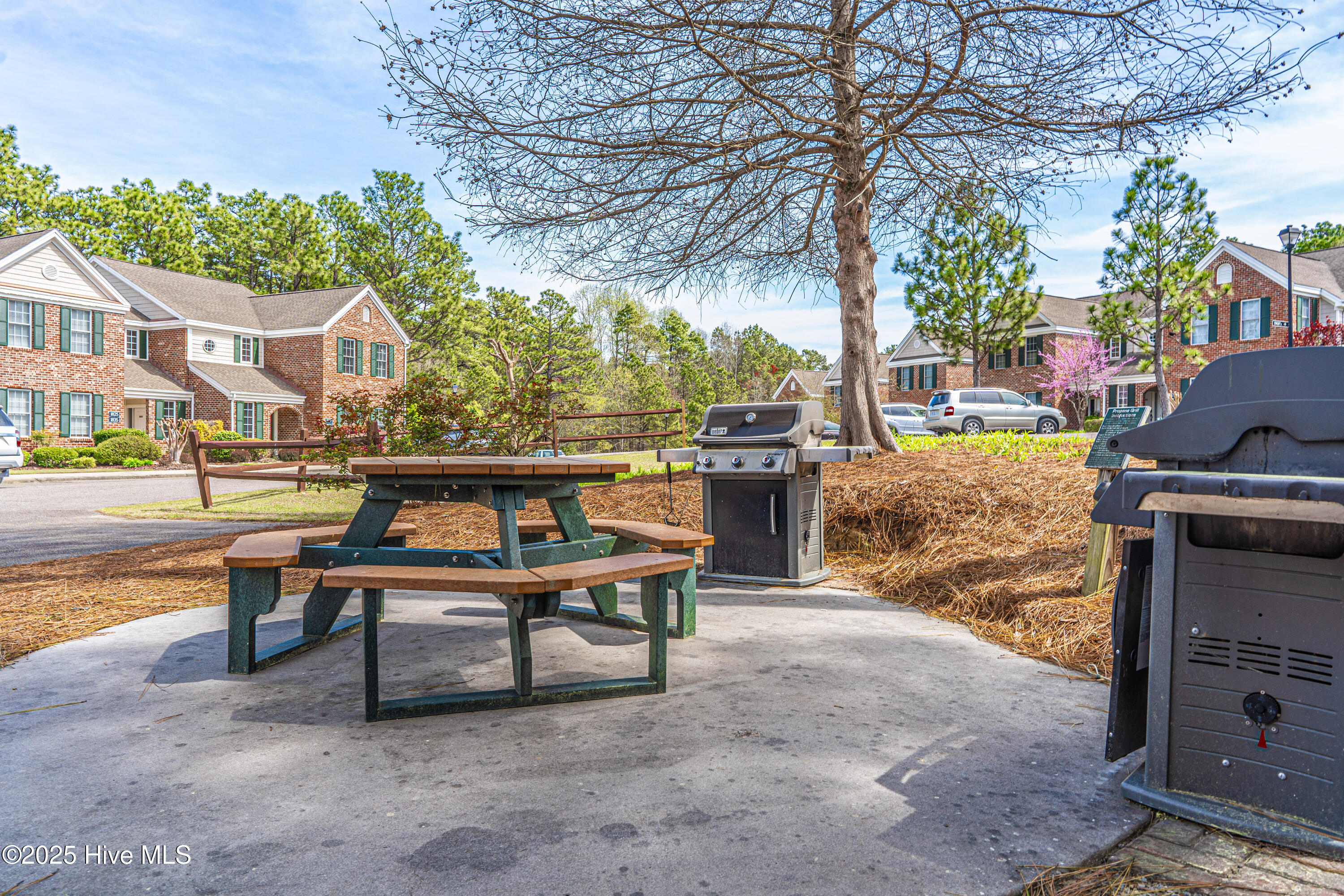 1733 Woodbrooke Drive