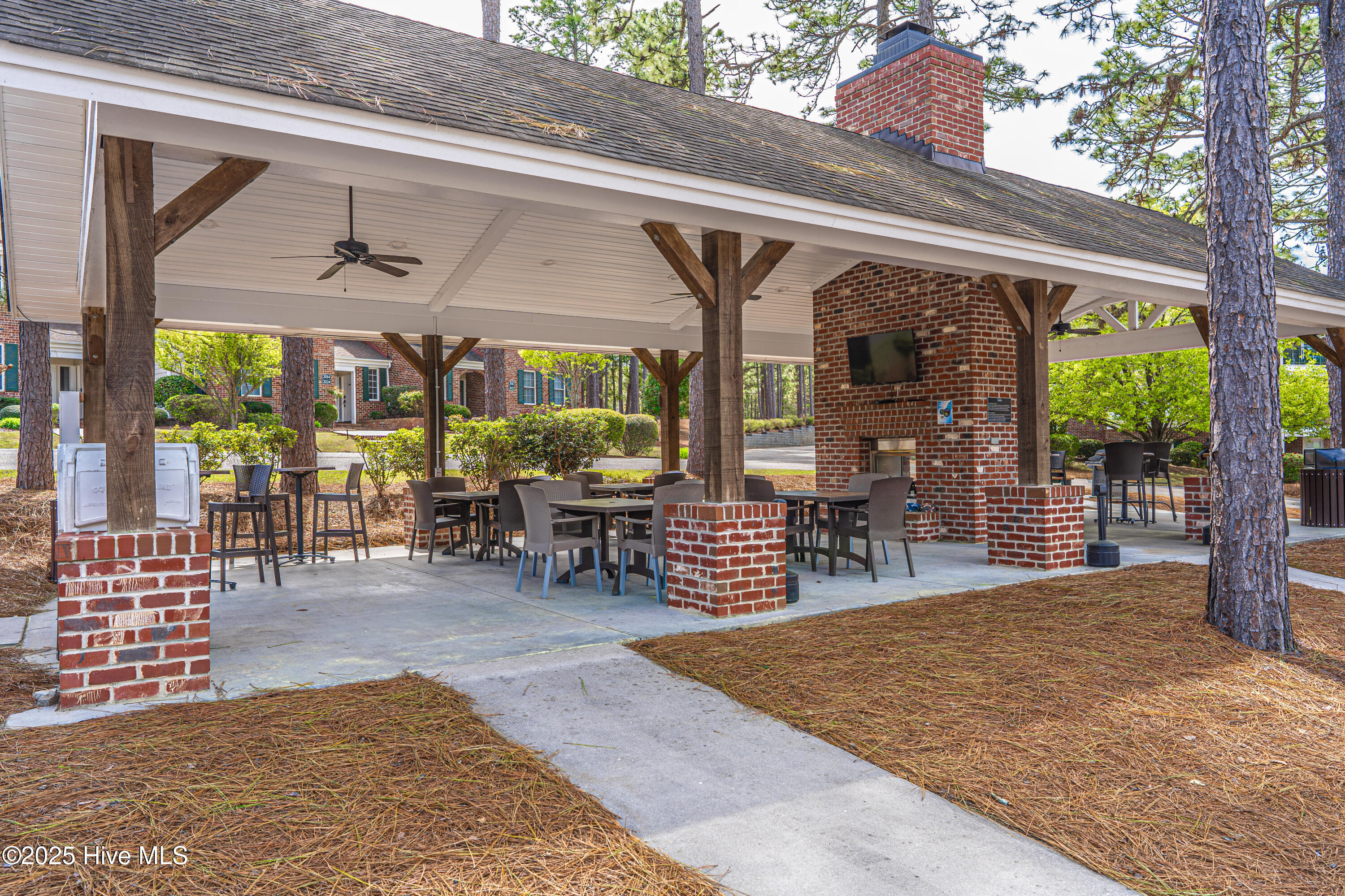 1733 Woodbrooke Drive