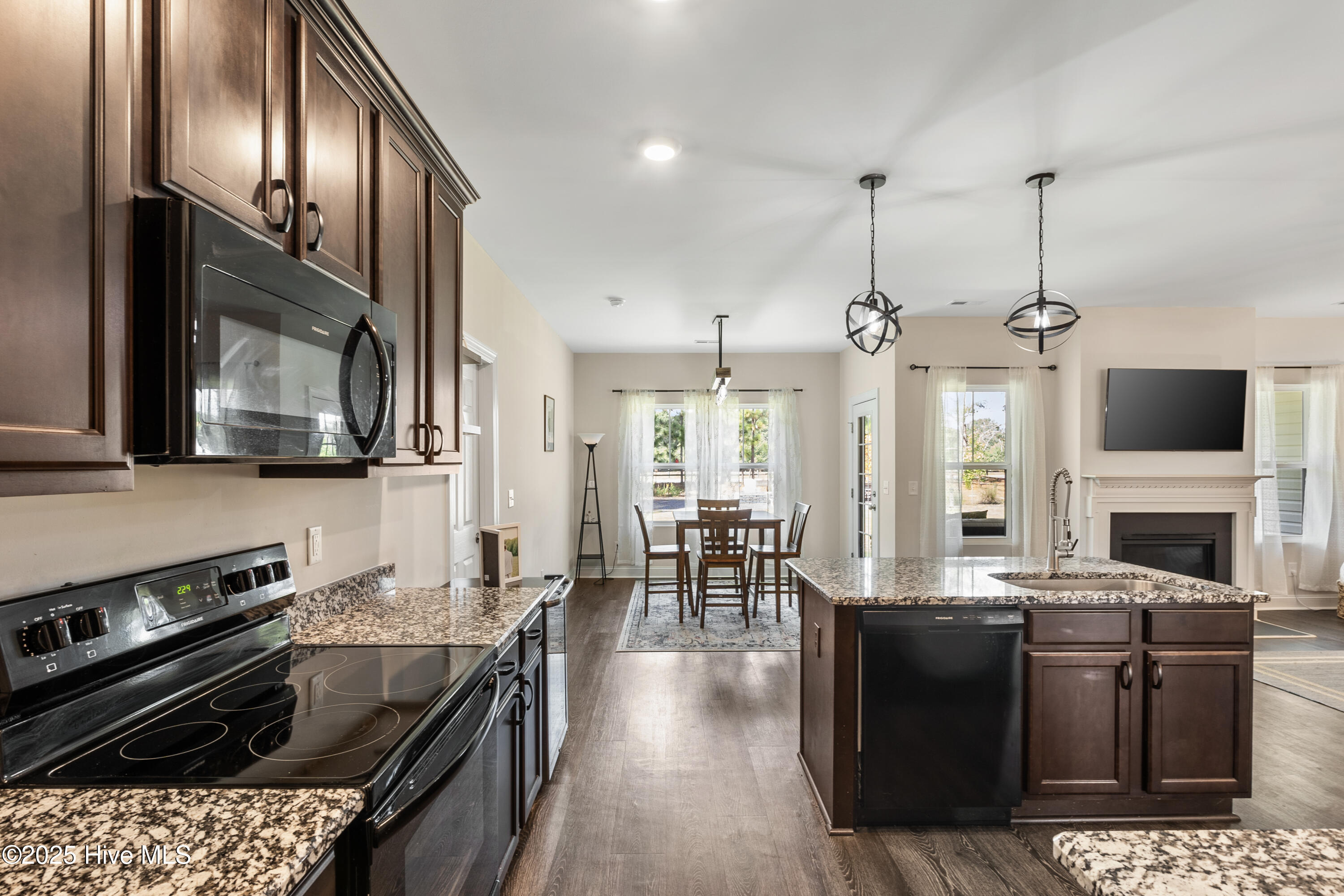 146 Devonshire Avenue W