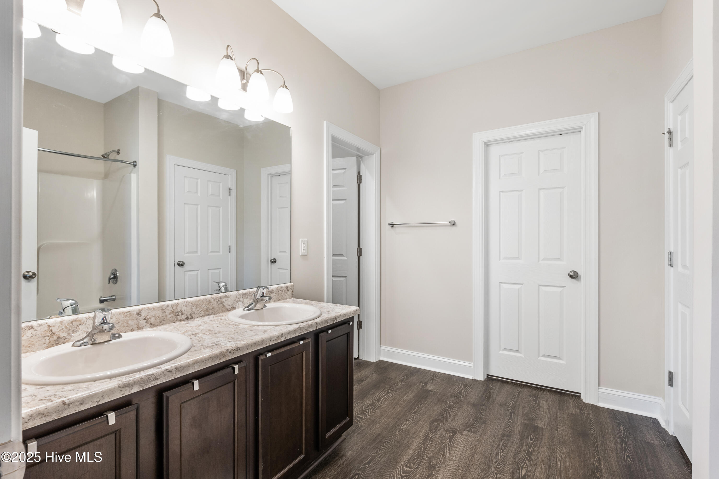 146 Devonshire Avenue W