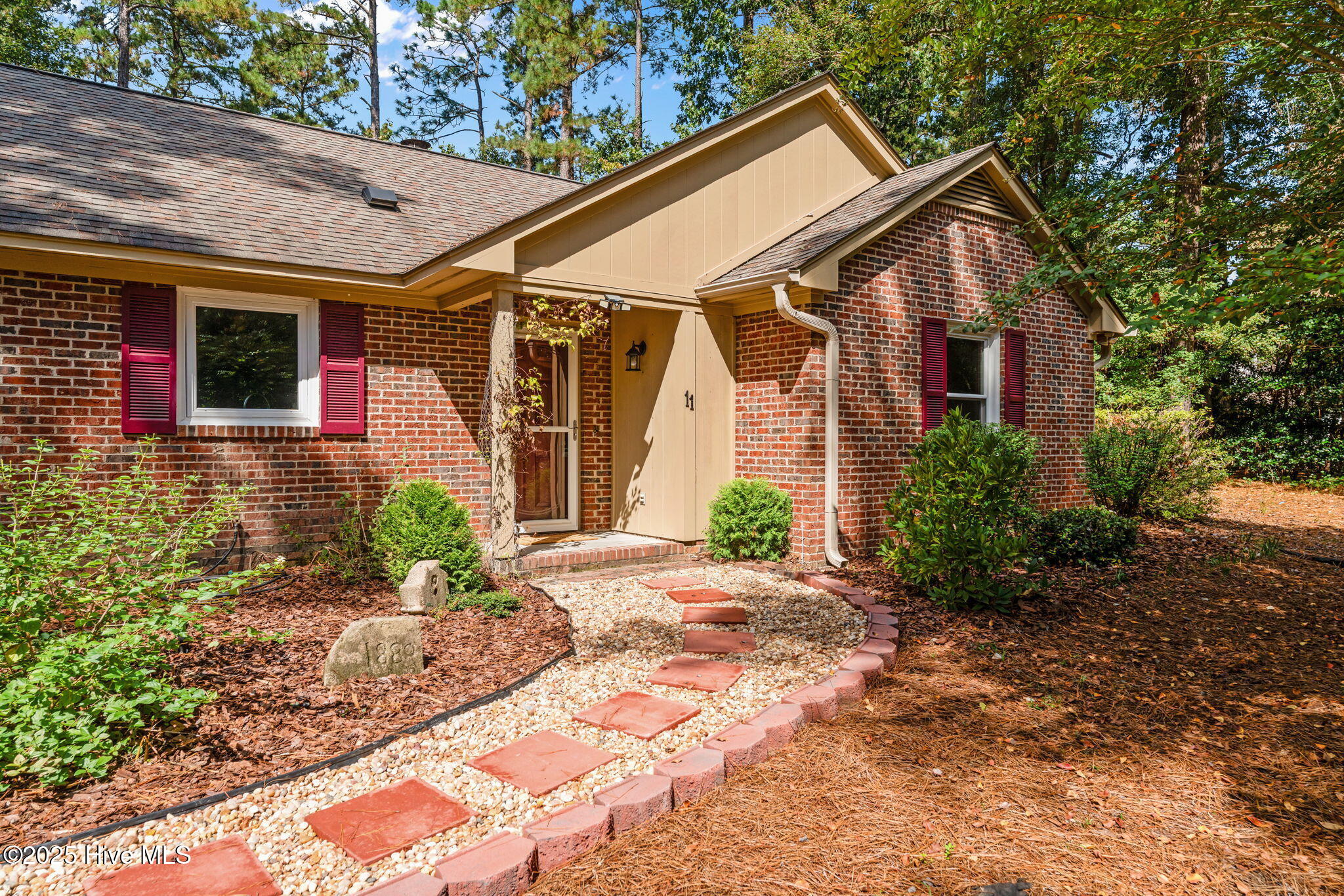 11 Sunset Drive