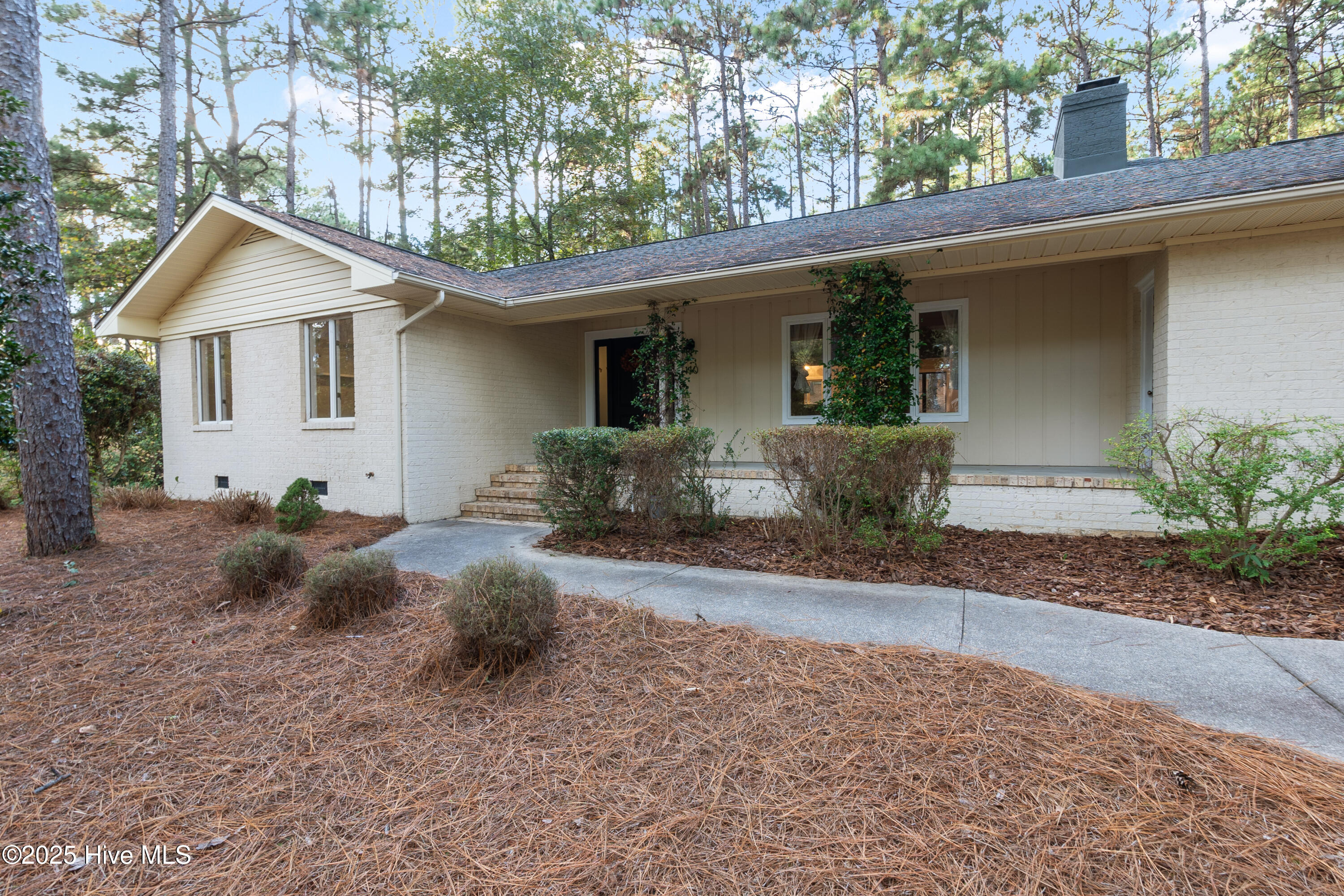110 Cliff Court