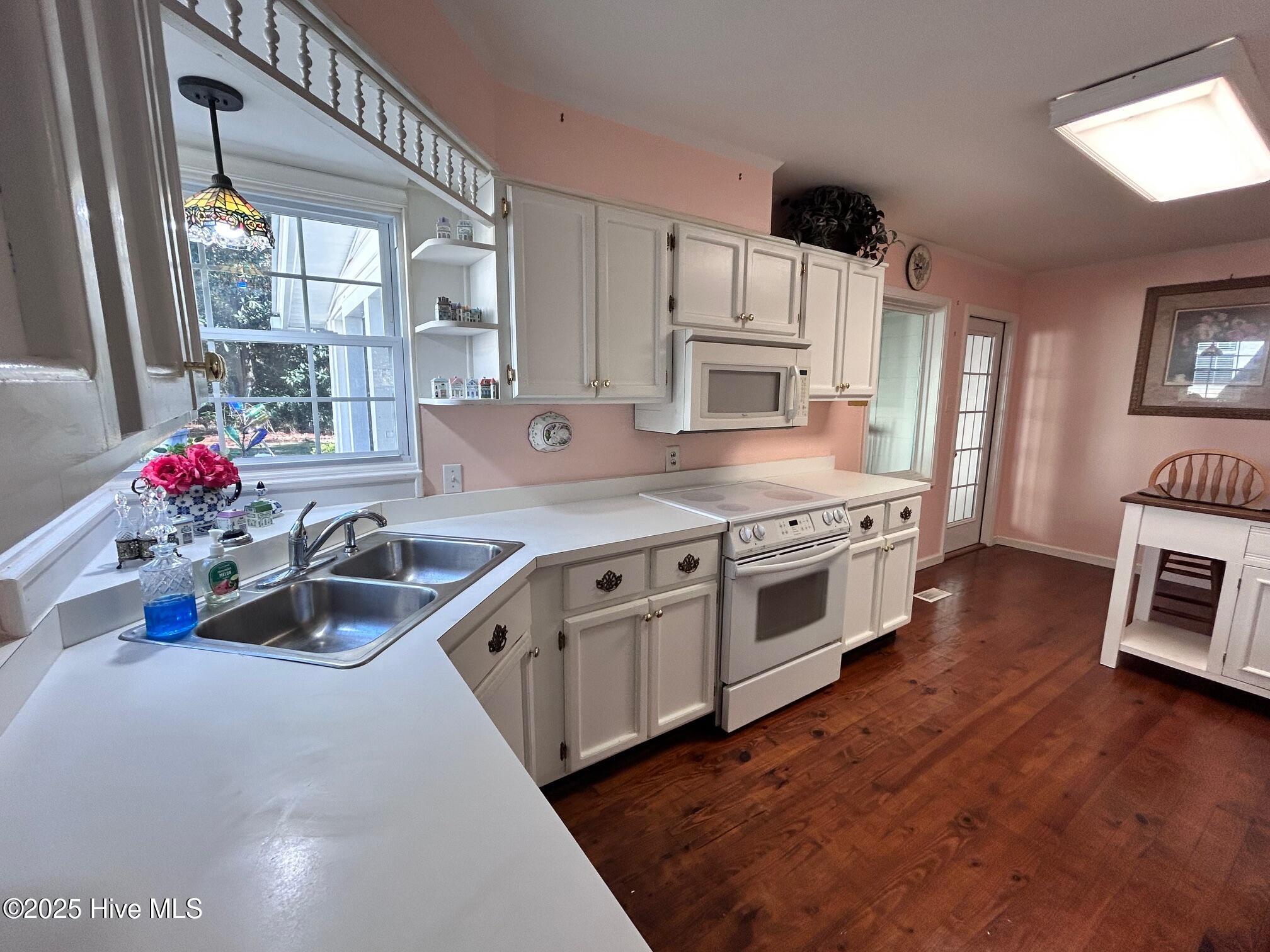 435 W Baltimore Avenue