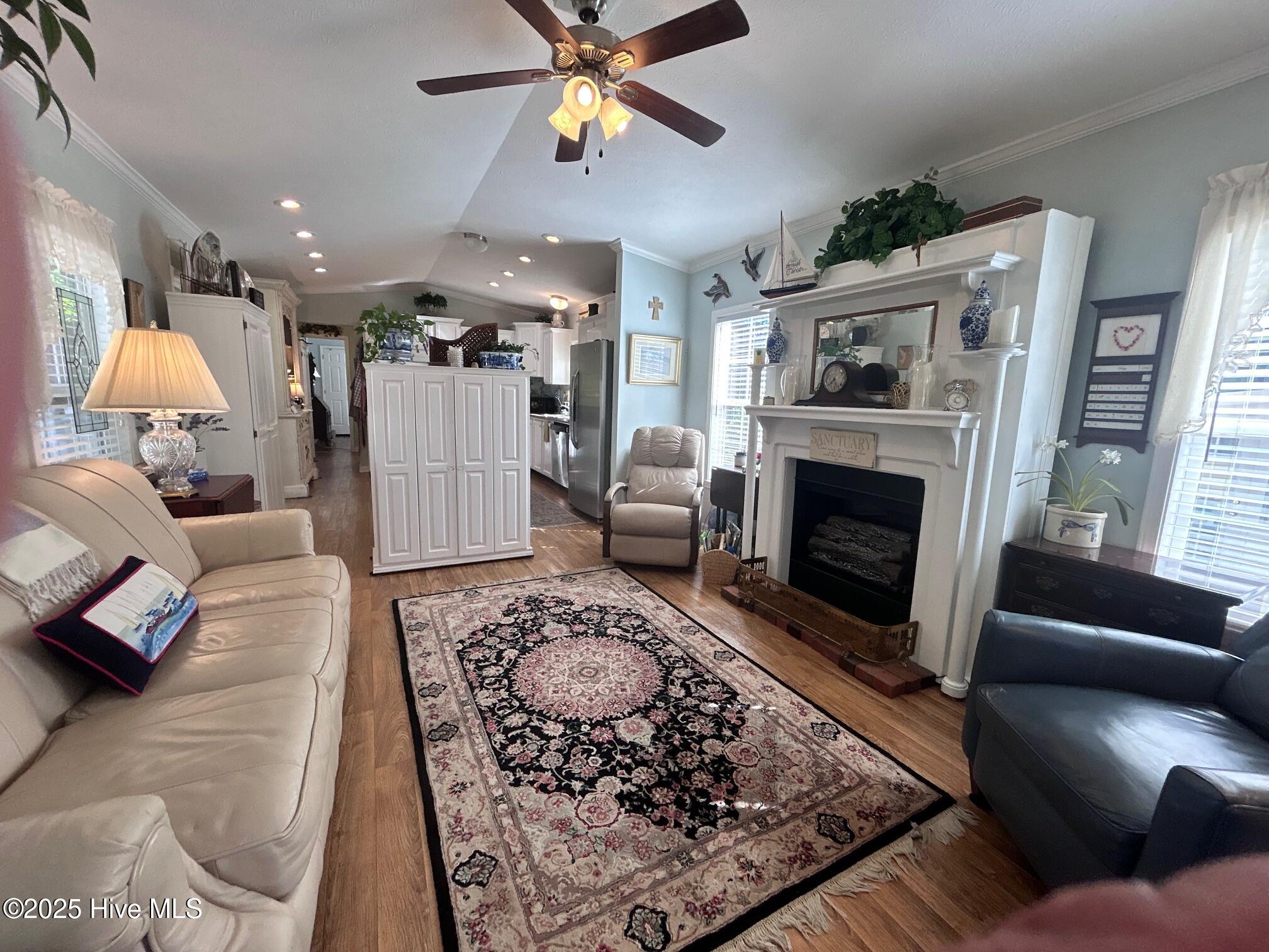 435 W Baltimore Avenue