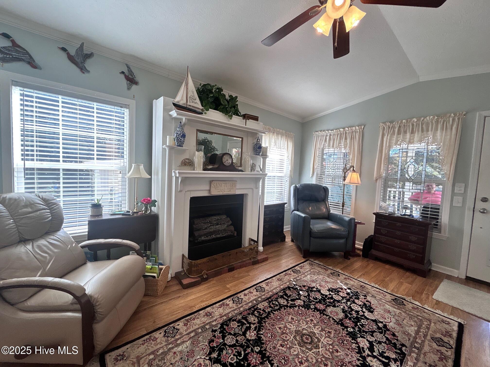 435 W Baltimore Avenue