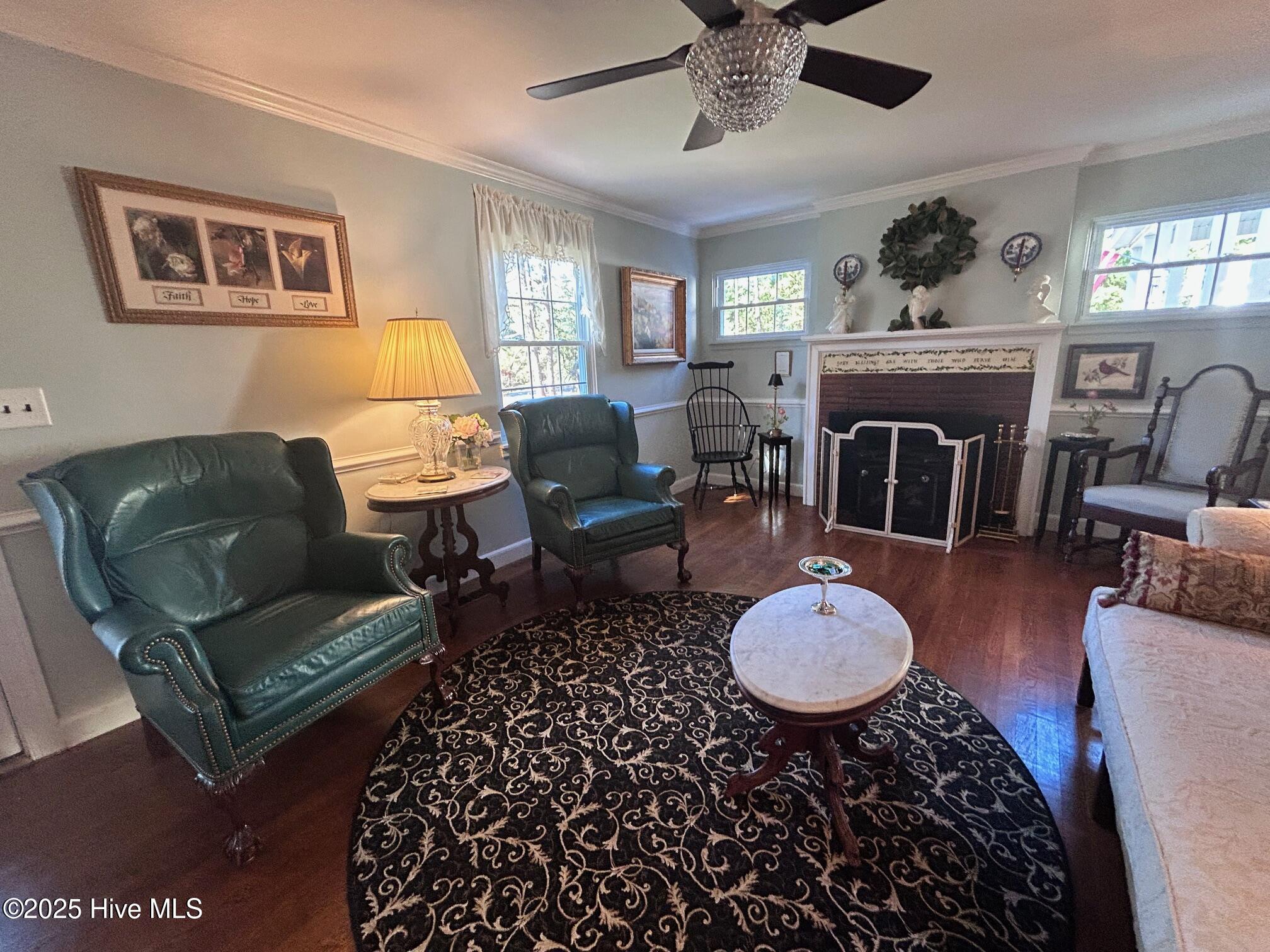 435 W Baltimore Avenue