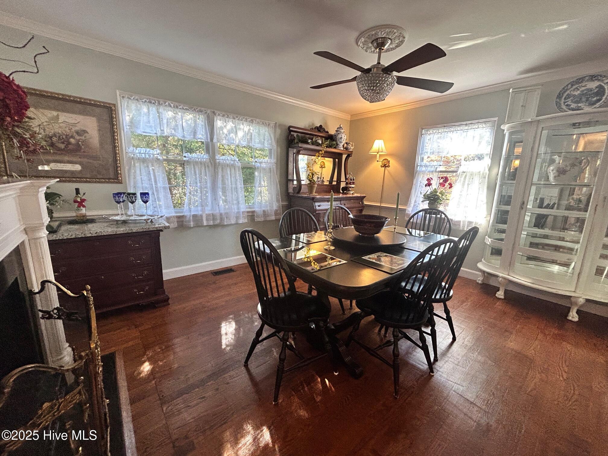 435 W Baltimore Avenue