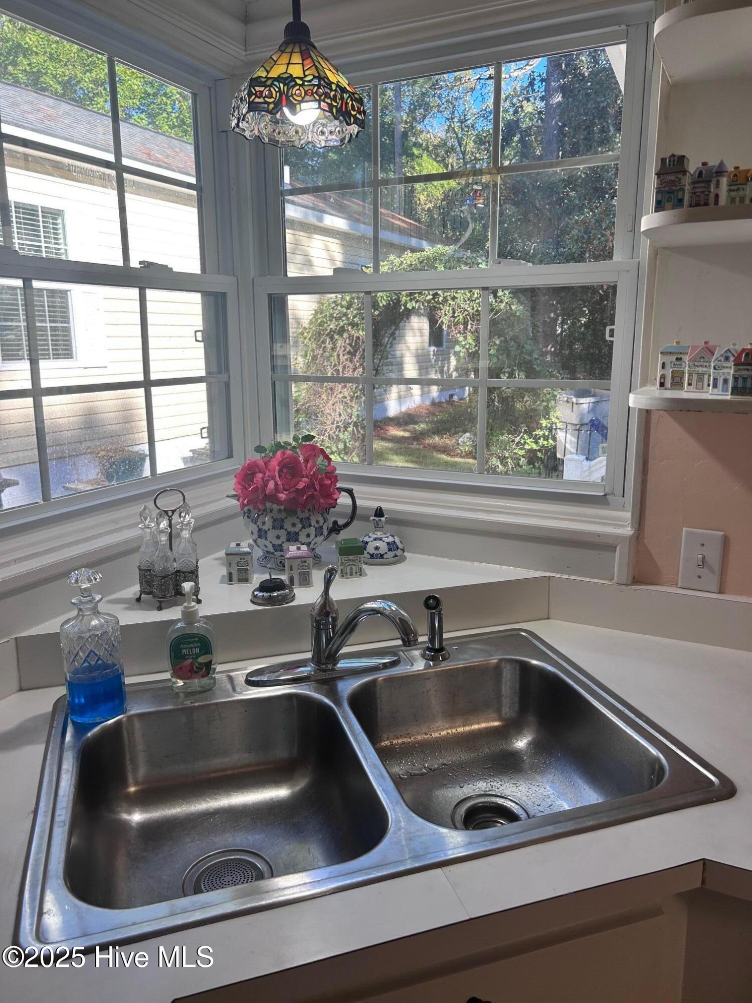 435 W Baltimore Avenue