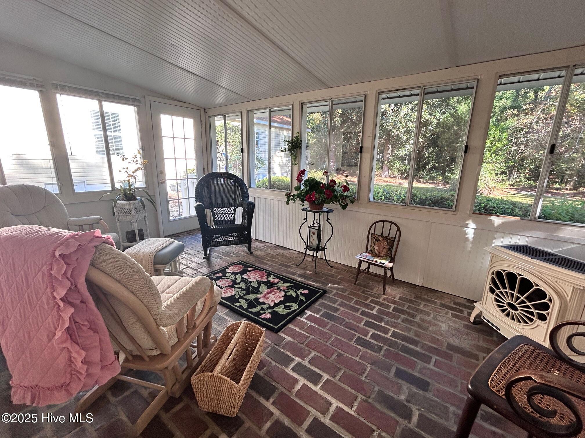 435 W Baltimore Avenue