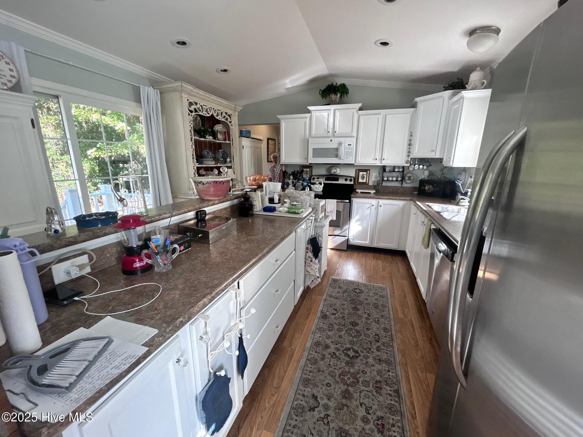 435 W Baltimore Avenue