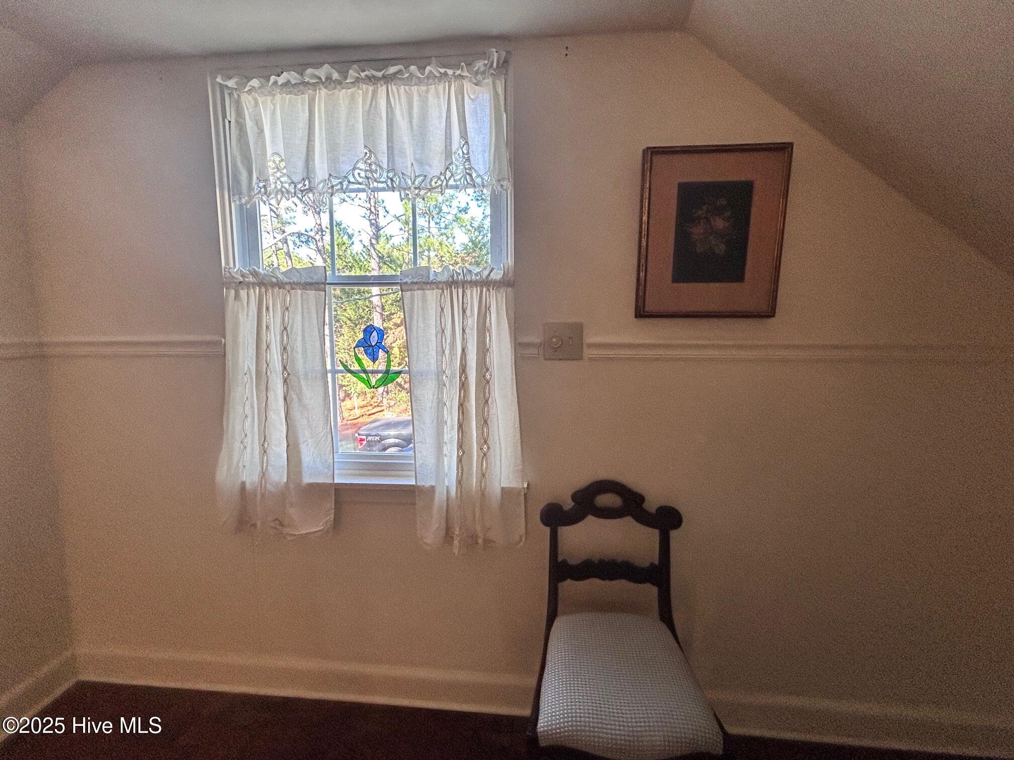 435 W Baltimore Avenue