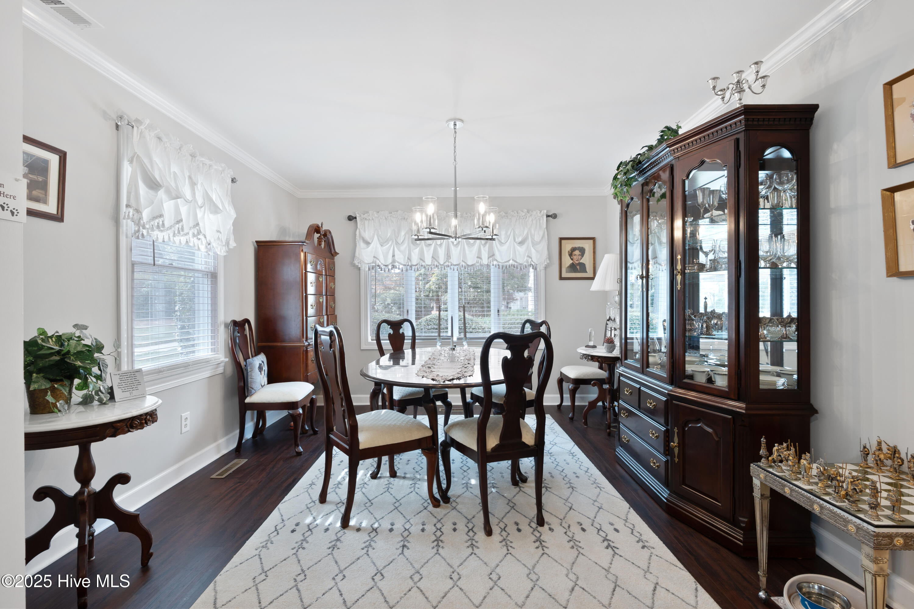 13 Village Green Circle