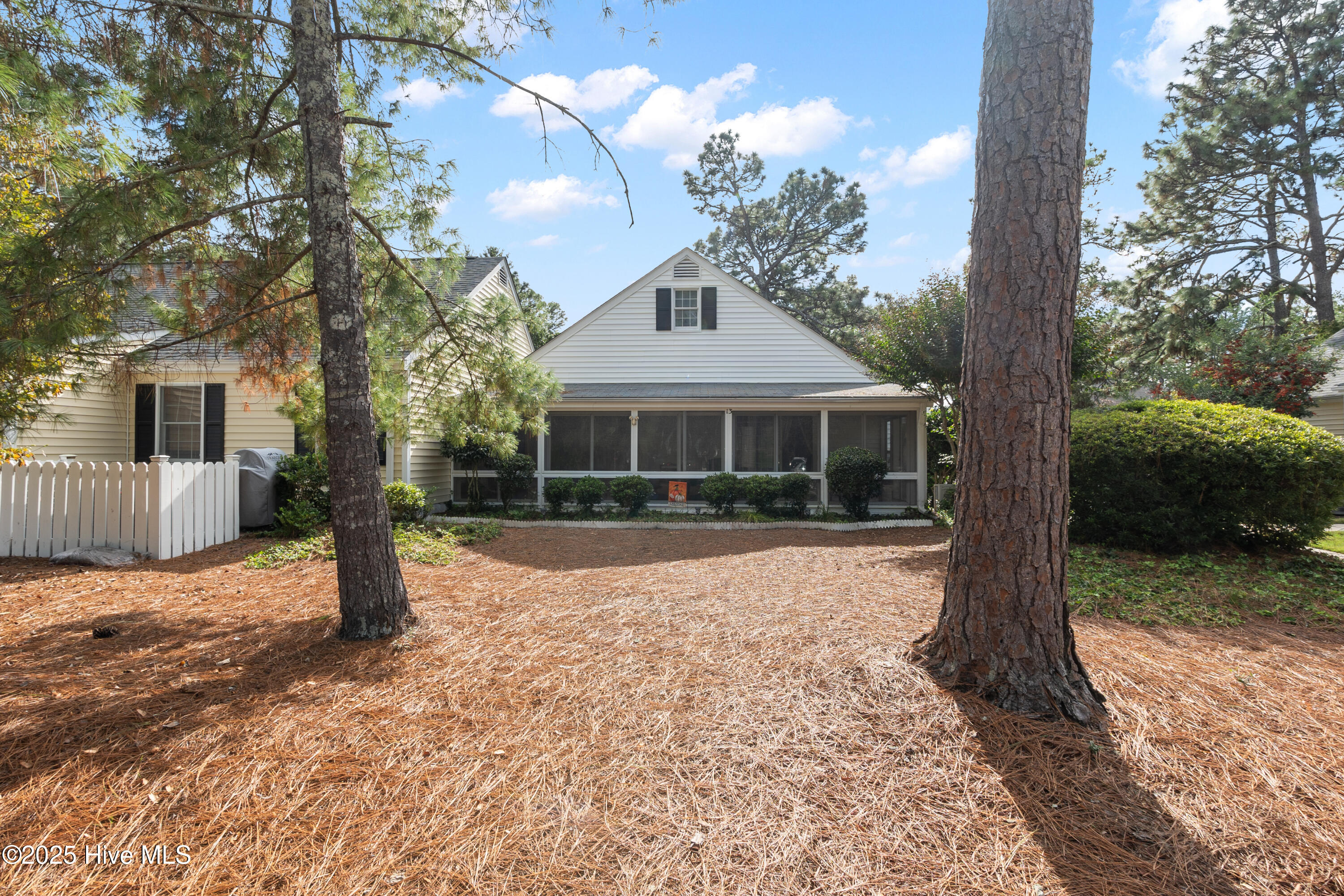 13 Village Green Circle