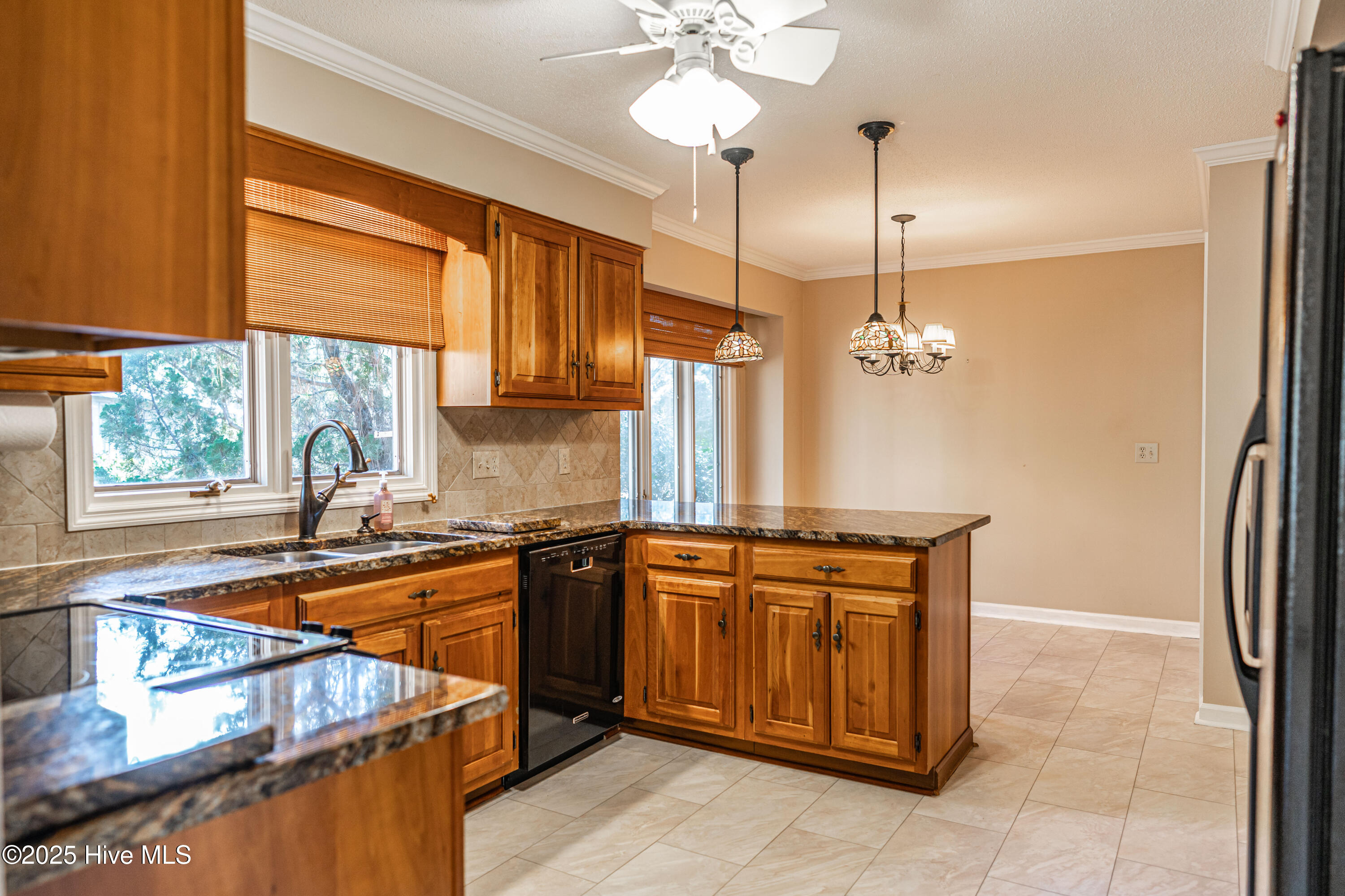 285 Sugar Gum Lane Unit 23