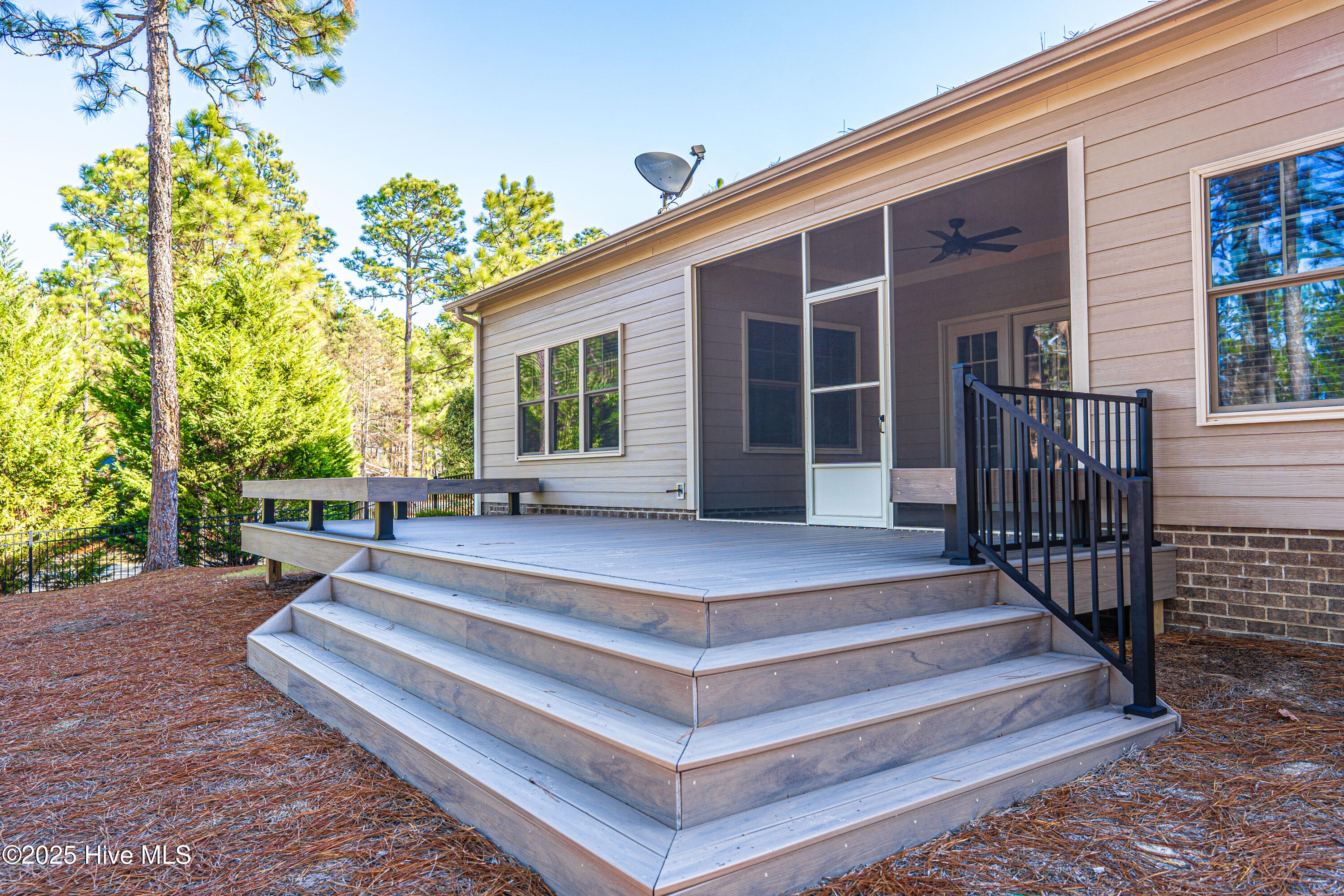 100 Wiregrass Lane