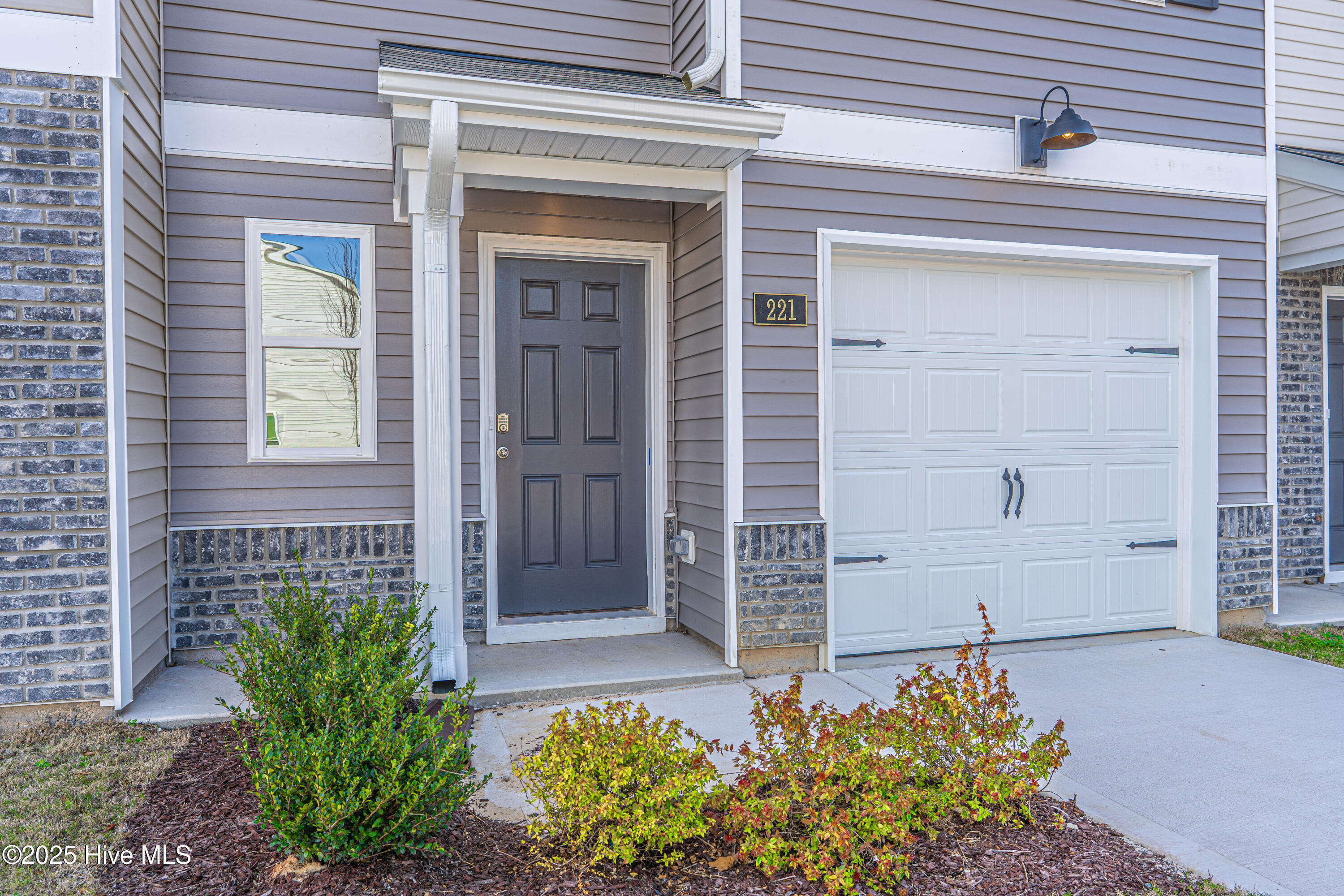 221 Maddox Drive