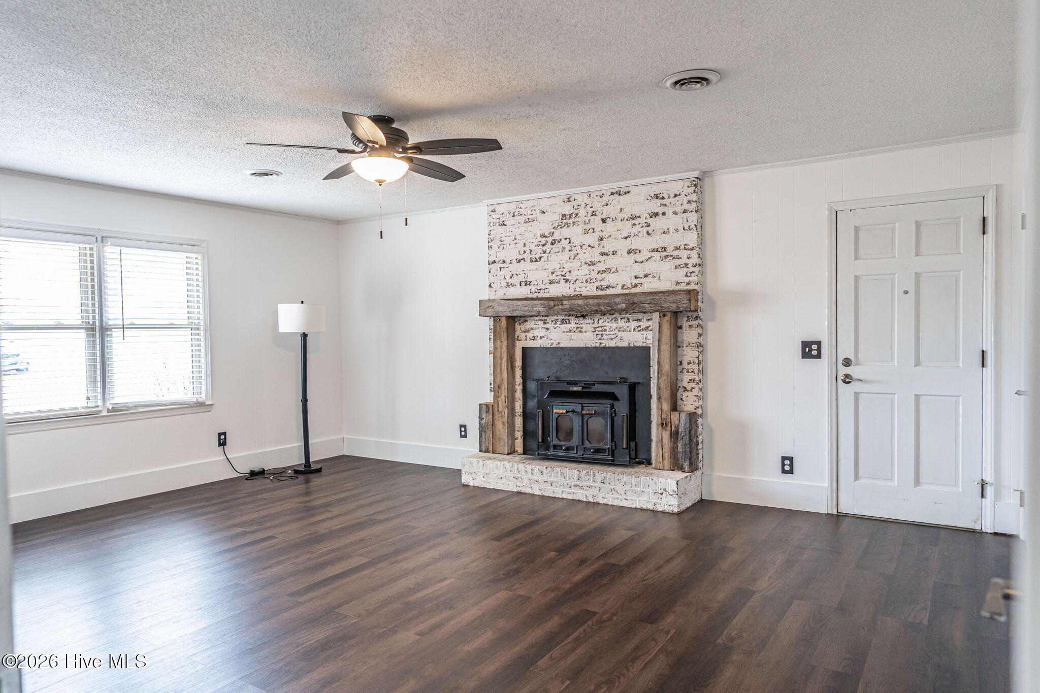 1828 State Highway 705