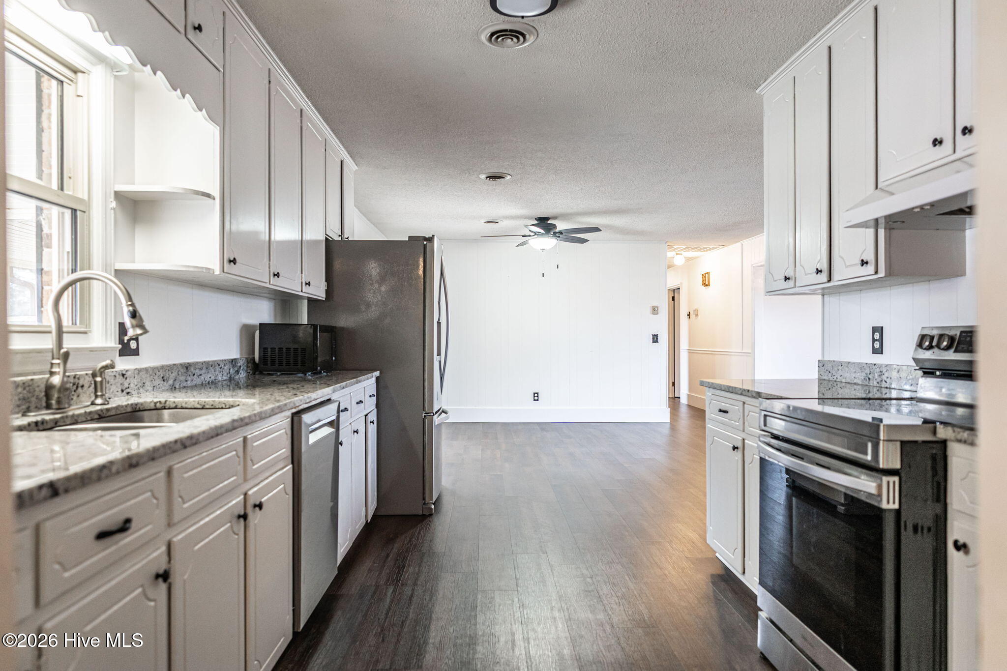 1828 State Highway 705