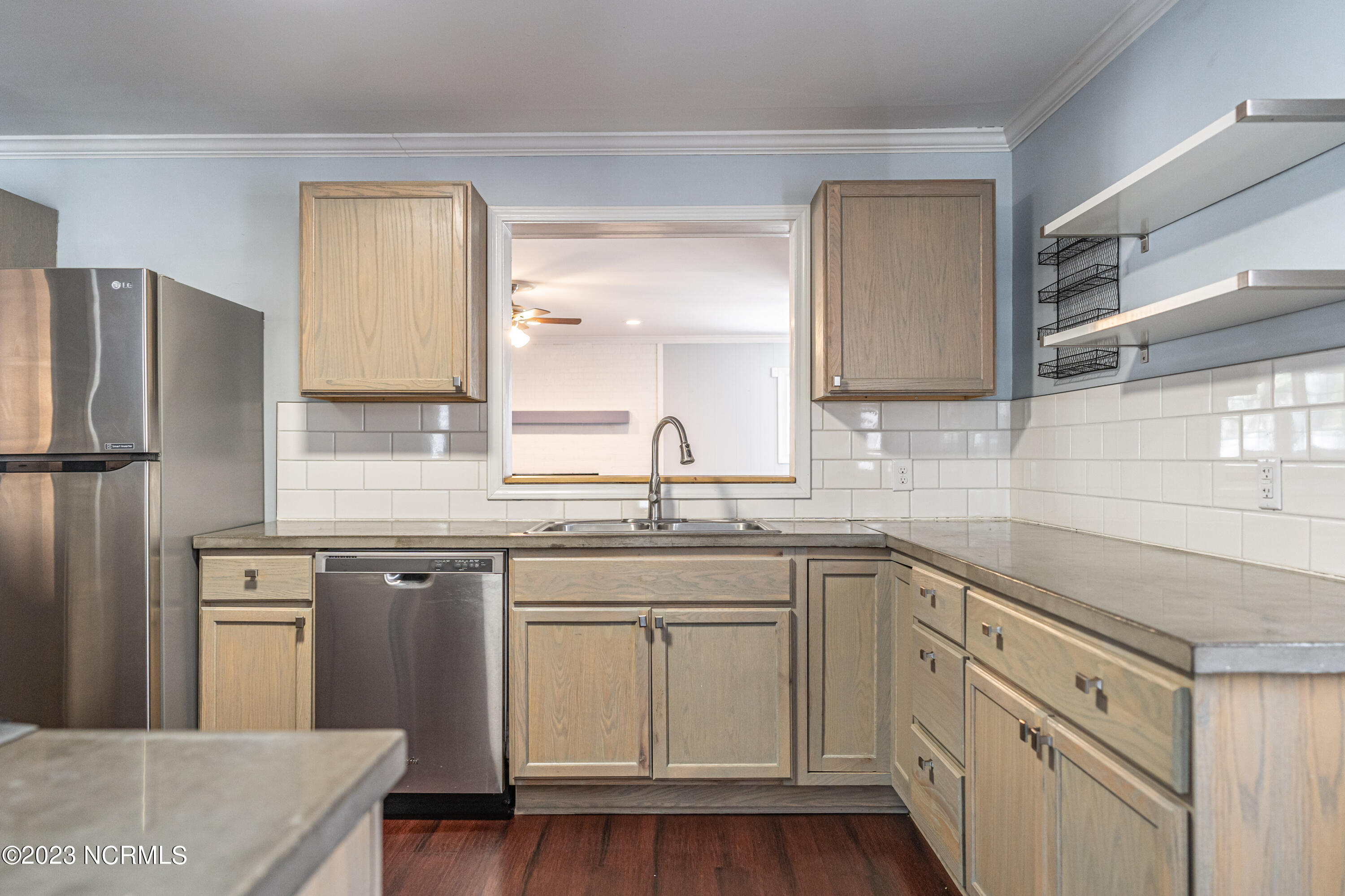 1573 W Pennsylvania Avenue Ext