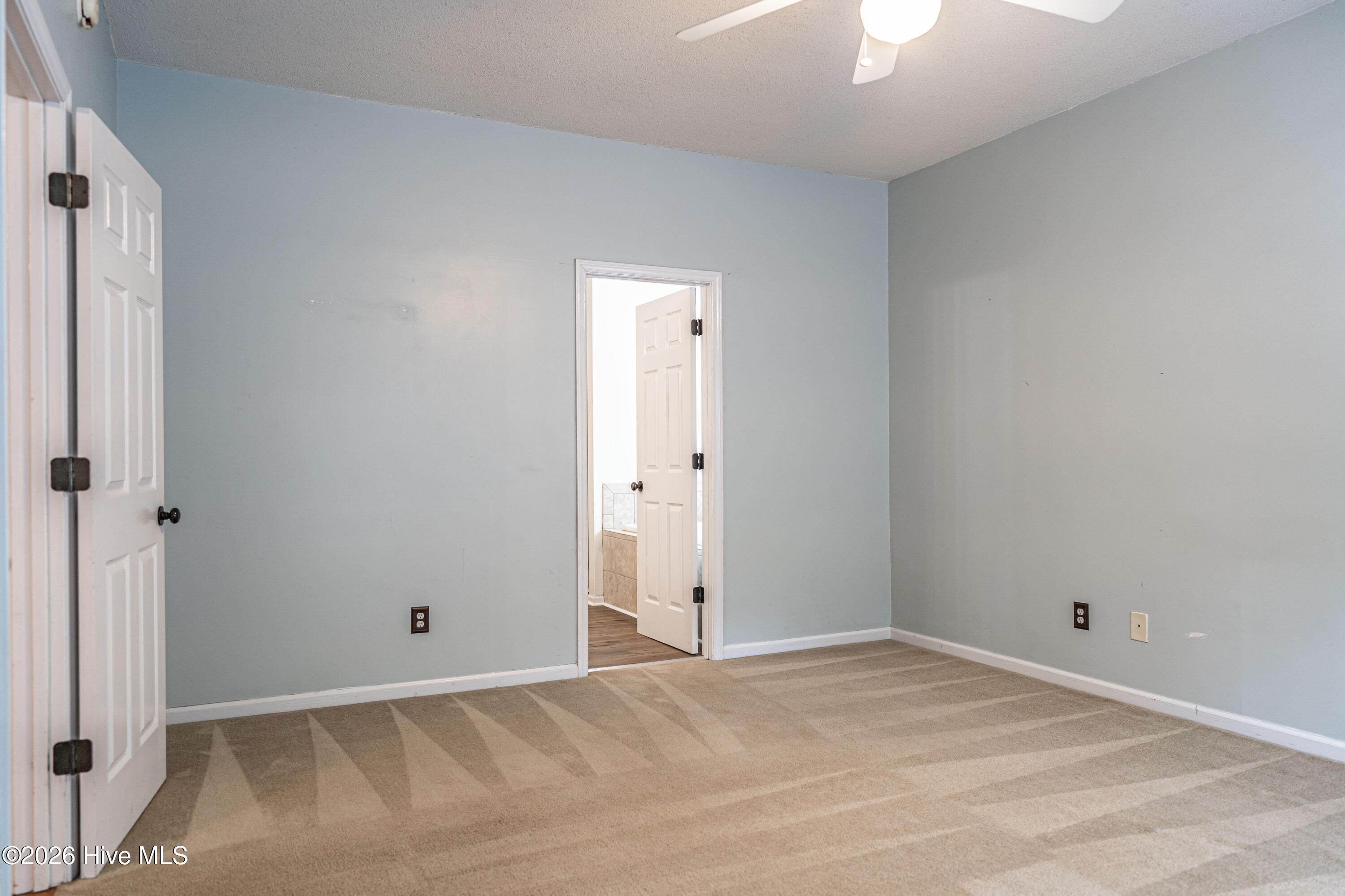1110 Devonshire Trail