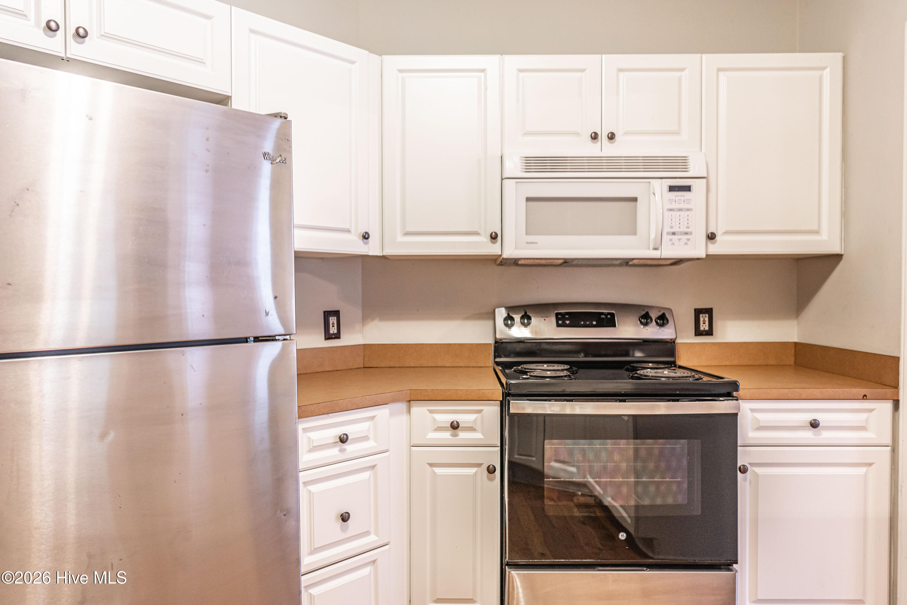 1110 Devonshire Trail