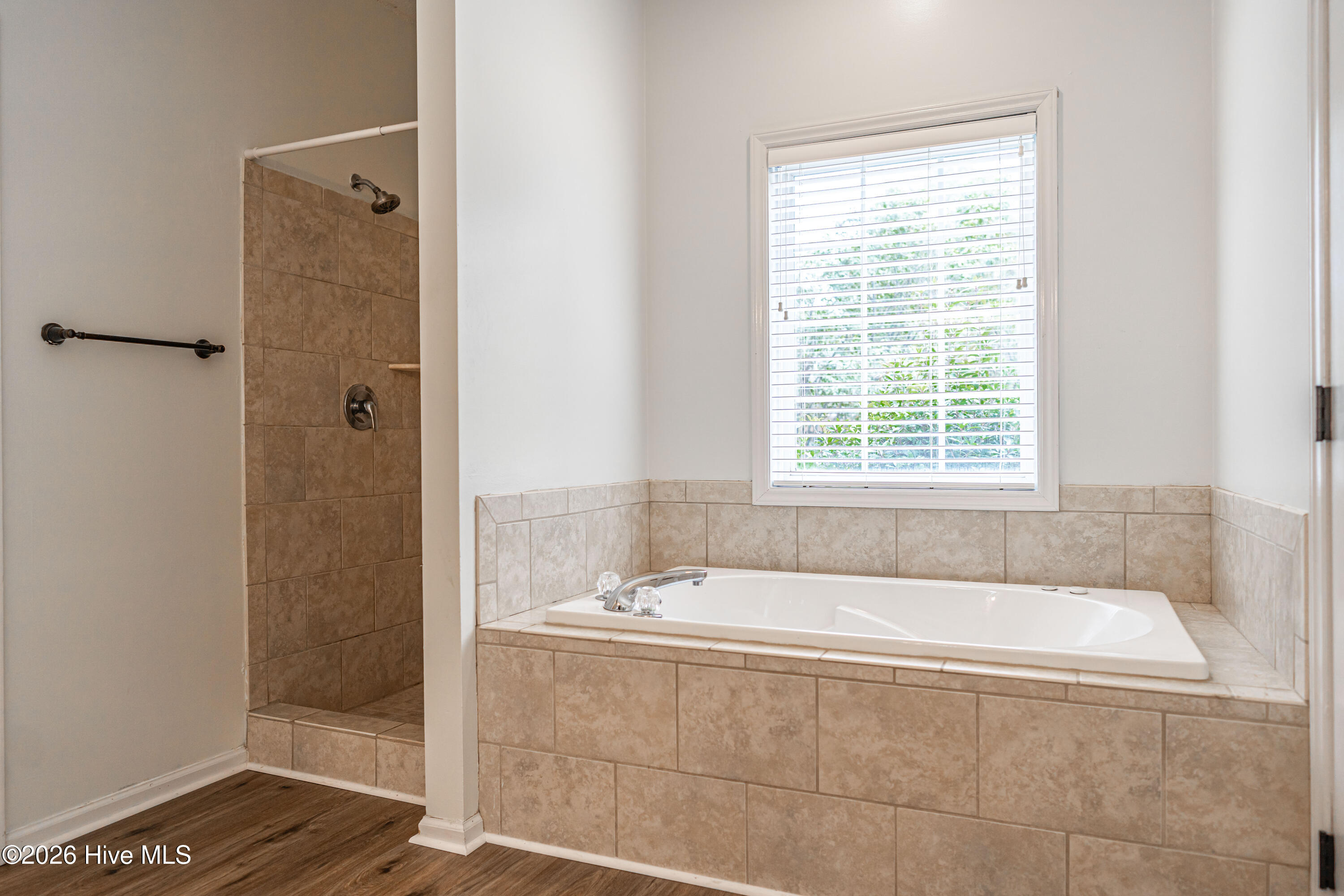 1110 Devonshire Trail